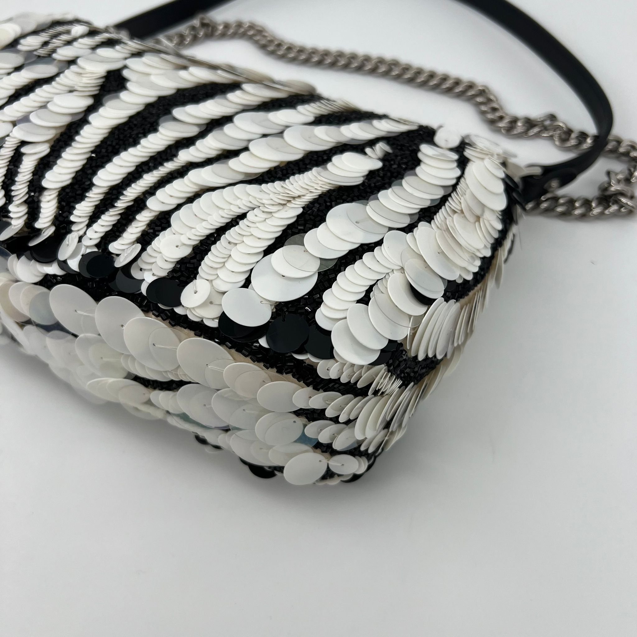 Gucci GG Marmont 2.0 Flap Bag Zebra Sequin Embellished Satin corner