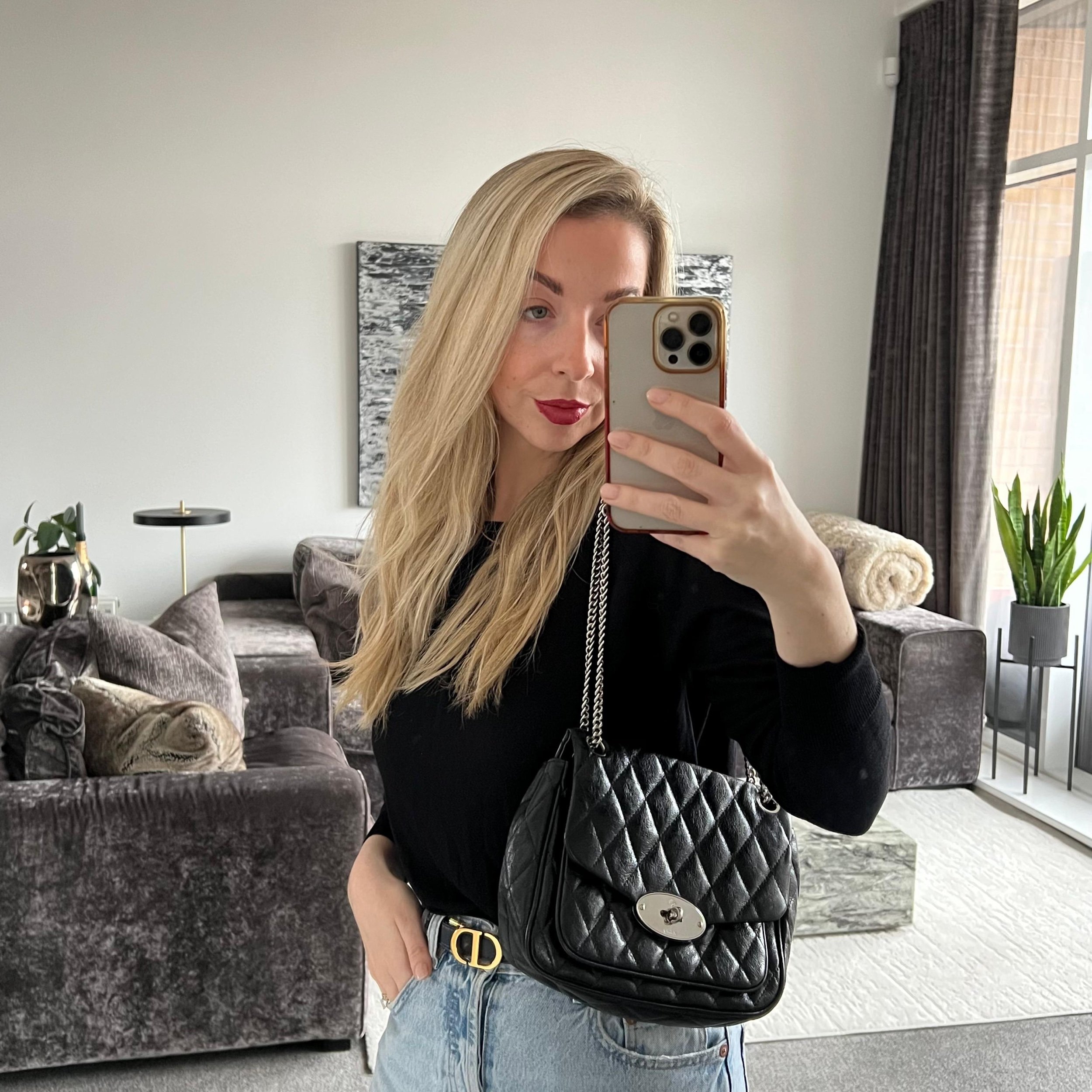 Mulberry Darley Small Shoulder Bag in Black Shiny Buffalo shown on model
