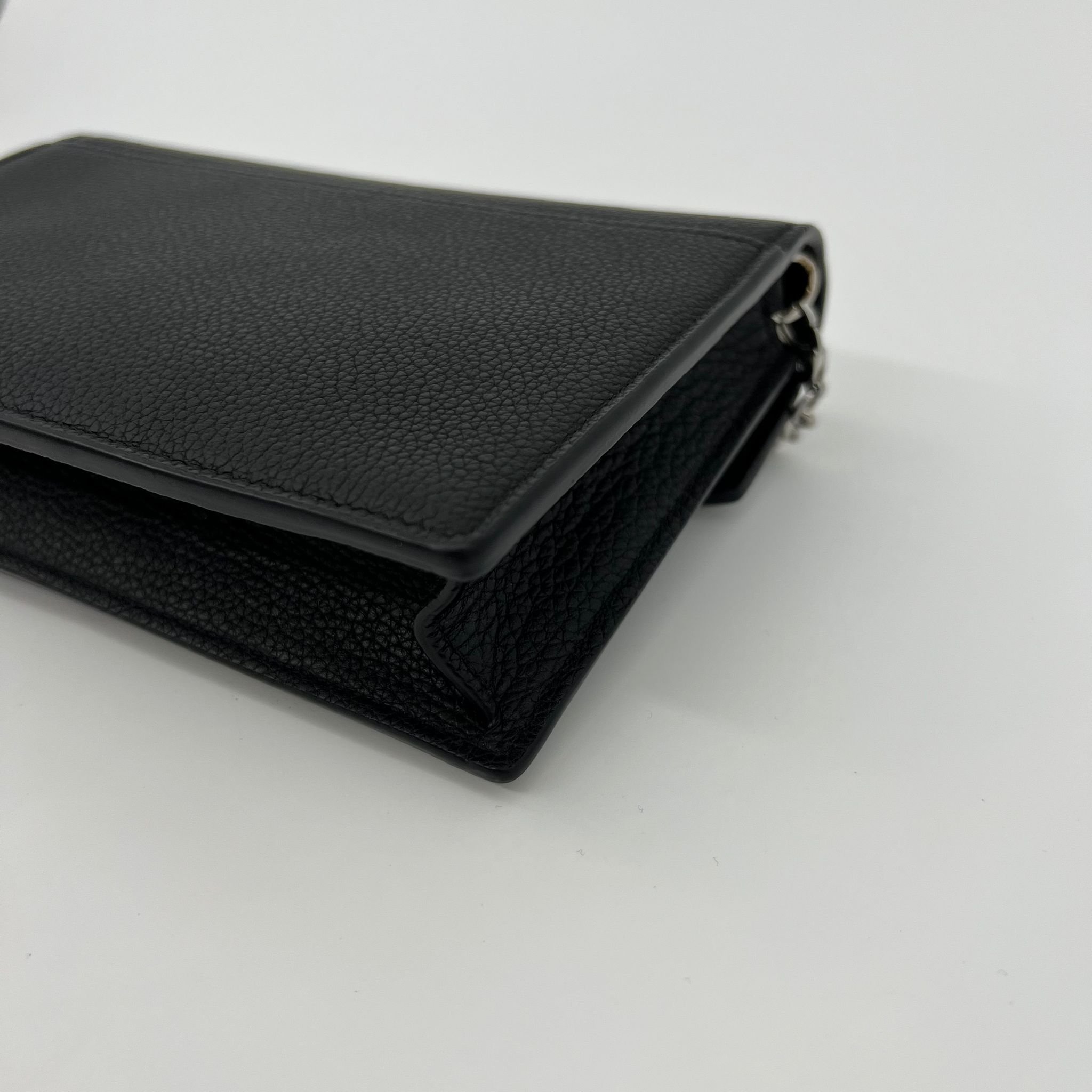 Louis Vuitton MyLockMe Chain Pochette Bag in Black Leather Silver Hardware corner