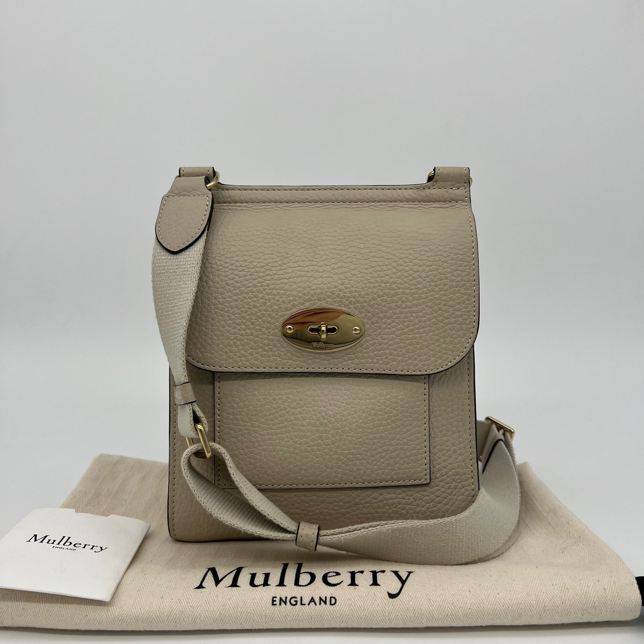 Mulberry Small Antony Bag in Chalk Heavy Grain Leather Gold Hardware front