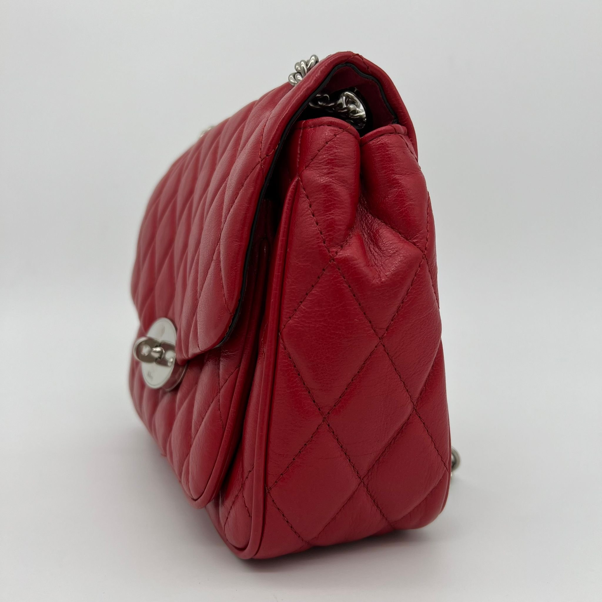 Mulberry Darley Small Shoulder Bag Scarlet Red Shiny Buffalo Quilted Leather side