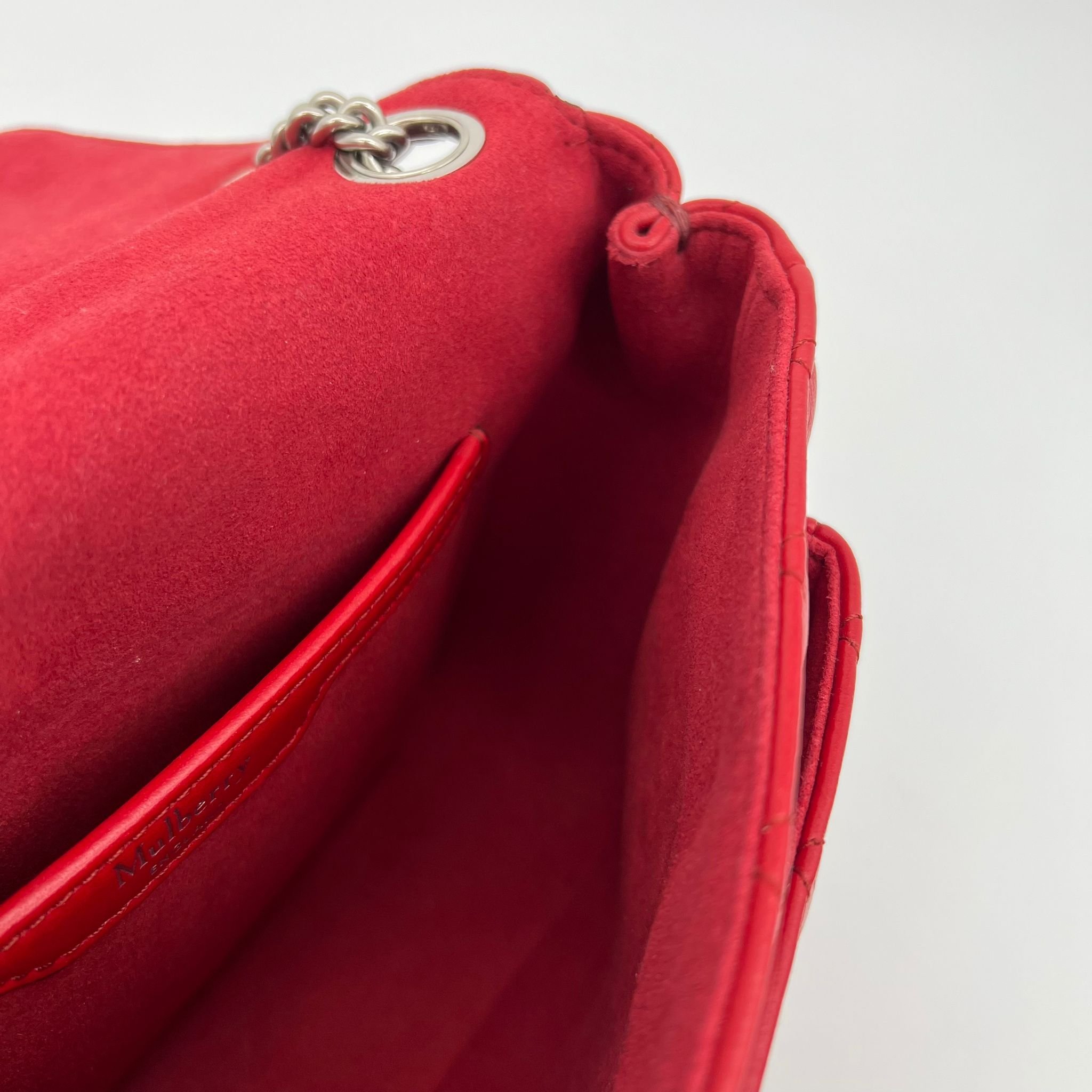 Mulberry Darley Small Shoulder Bag Scarlet Red Shiny Buffalo Quilted Leather inside