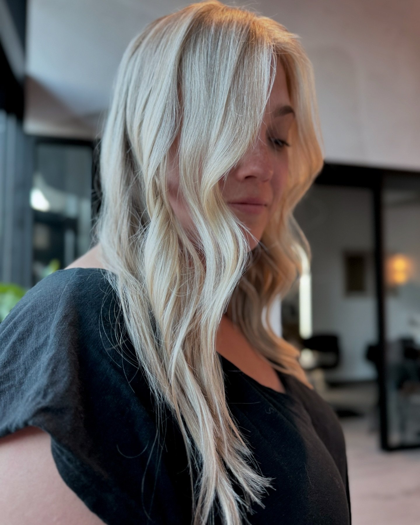 Cue the &ldquo;OMG, your hair looks so good!&rdquo; comments 🤩

Have you been feeling blah about your current hair? I get it, I&rsquo;ve totally been there too!

And it&rsquo;s actually not that hard of a fix! 🥳

Sometimes, you might just need a li