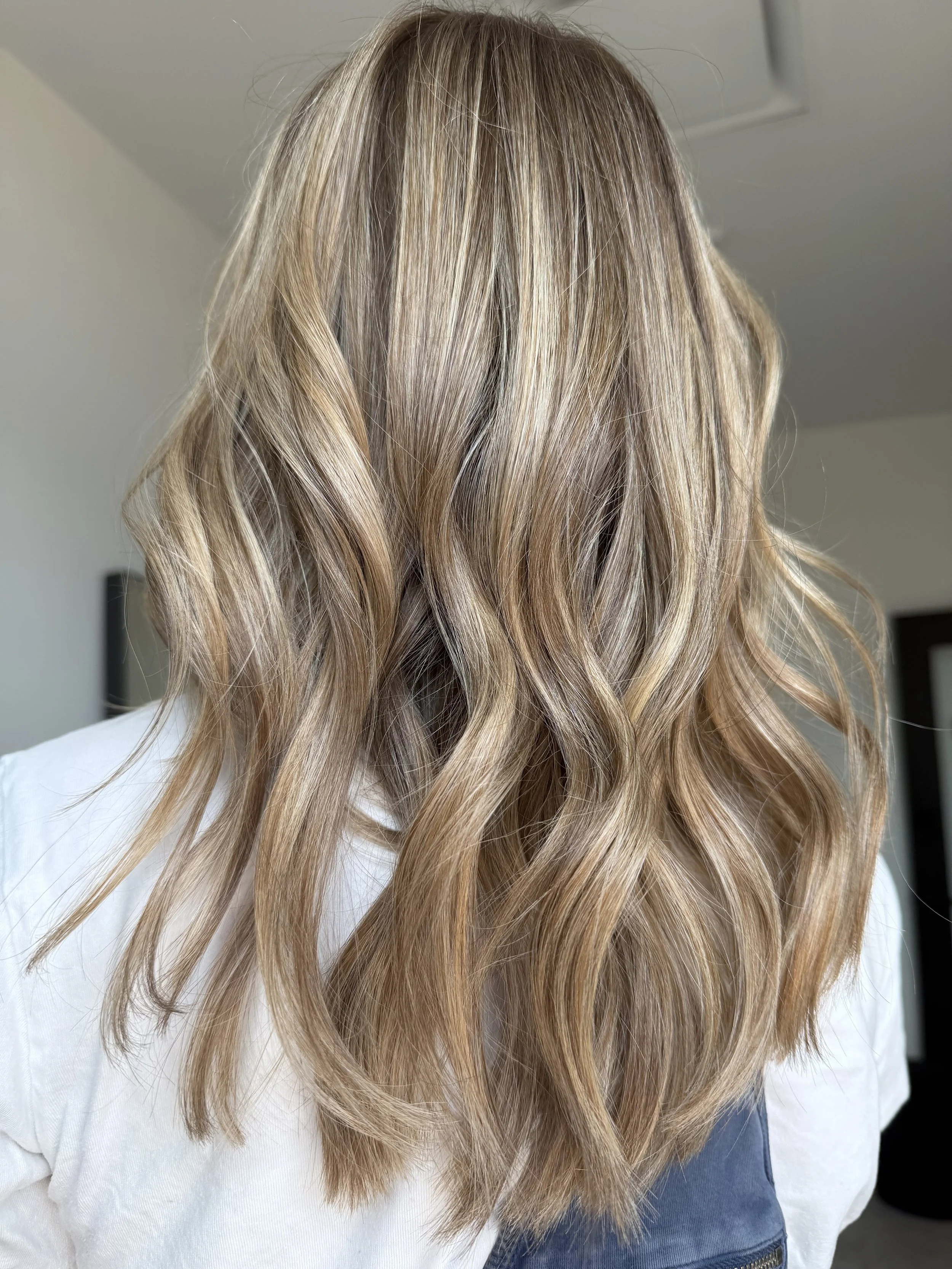 Balayage Vs. highlights
