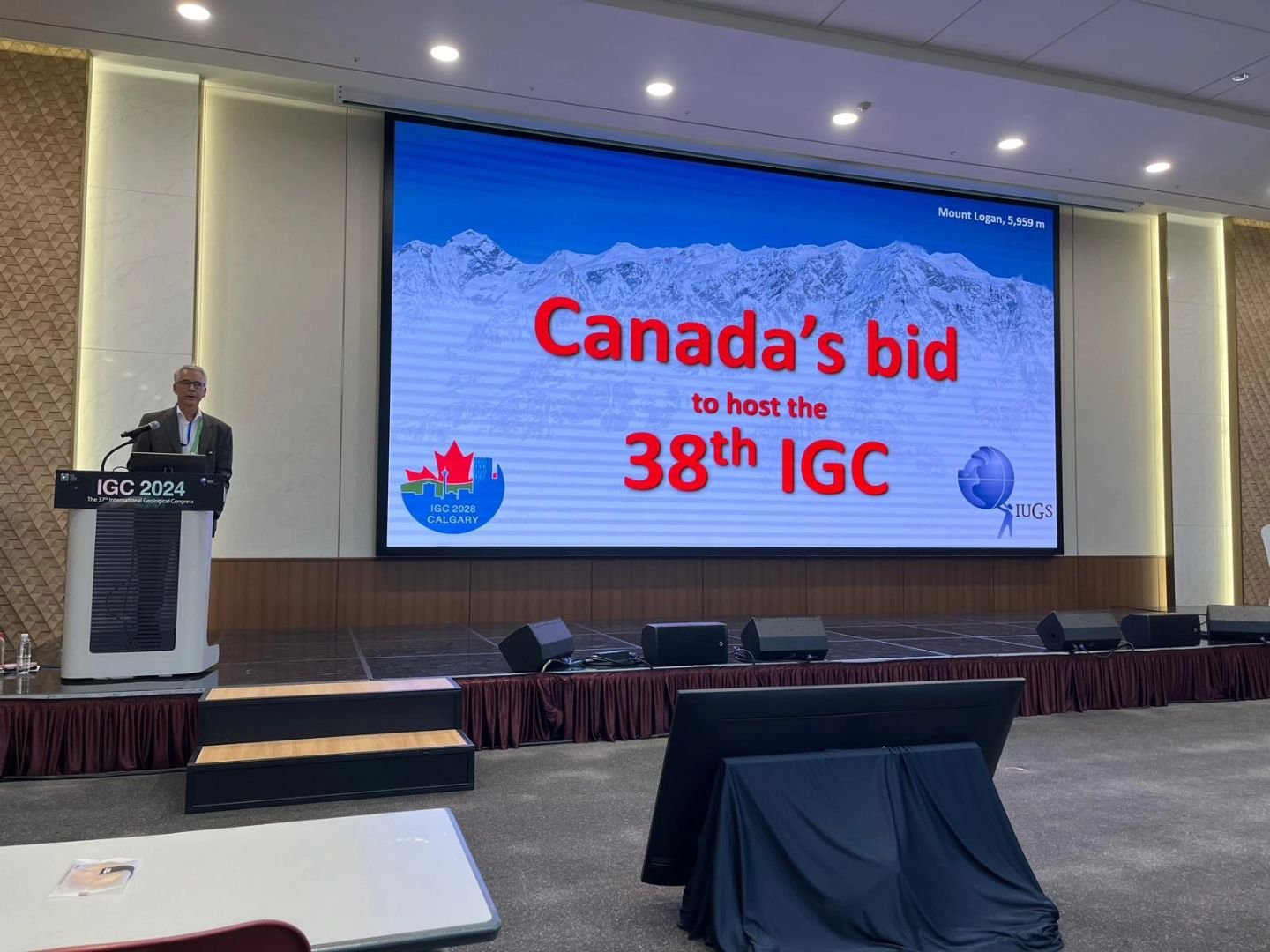 The big day!!!

Our team today, at Bexco in Busan, is doing excellent work representing Canada's bid to host the next IGC in Canada!! 

Results will come out later today in the afternoon. Stay tuned!!

Presenters- David Woodward,  Mitch Miracle, Davi