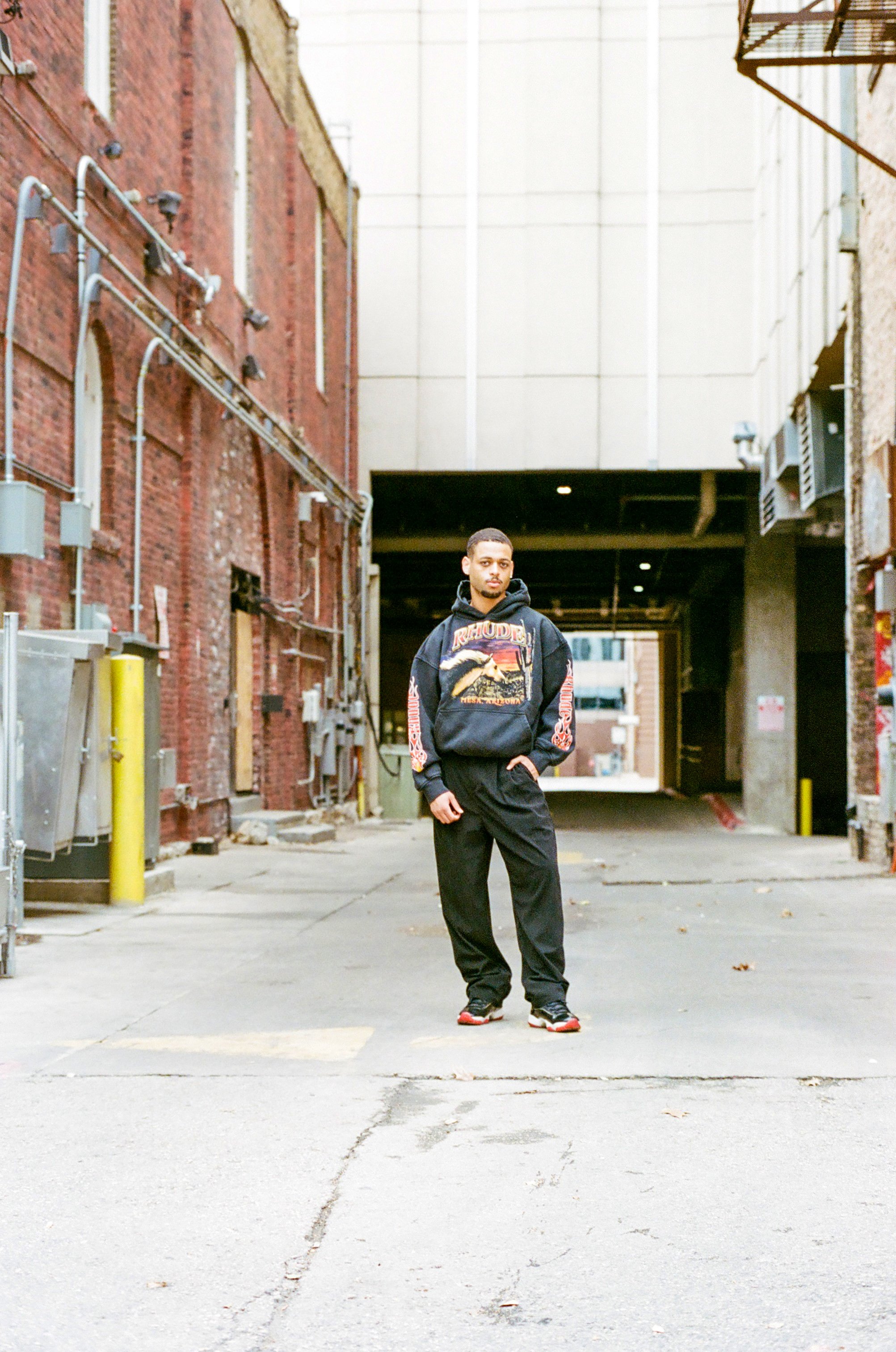 000055490016 copy.jpg