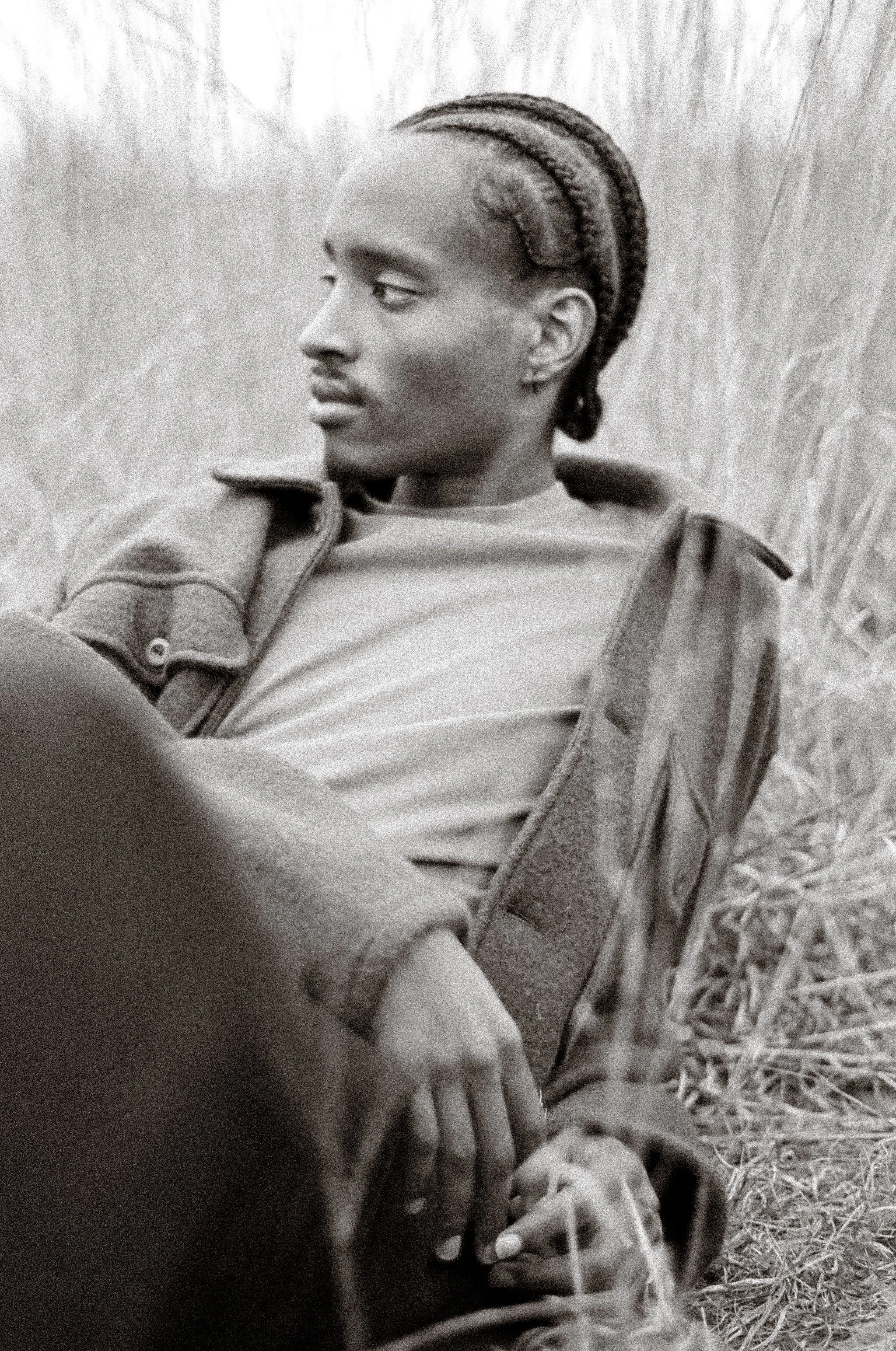 000076730012 copybw.jpg