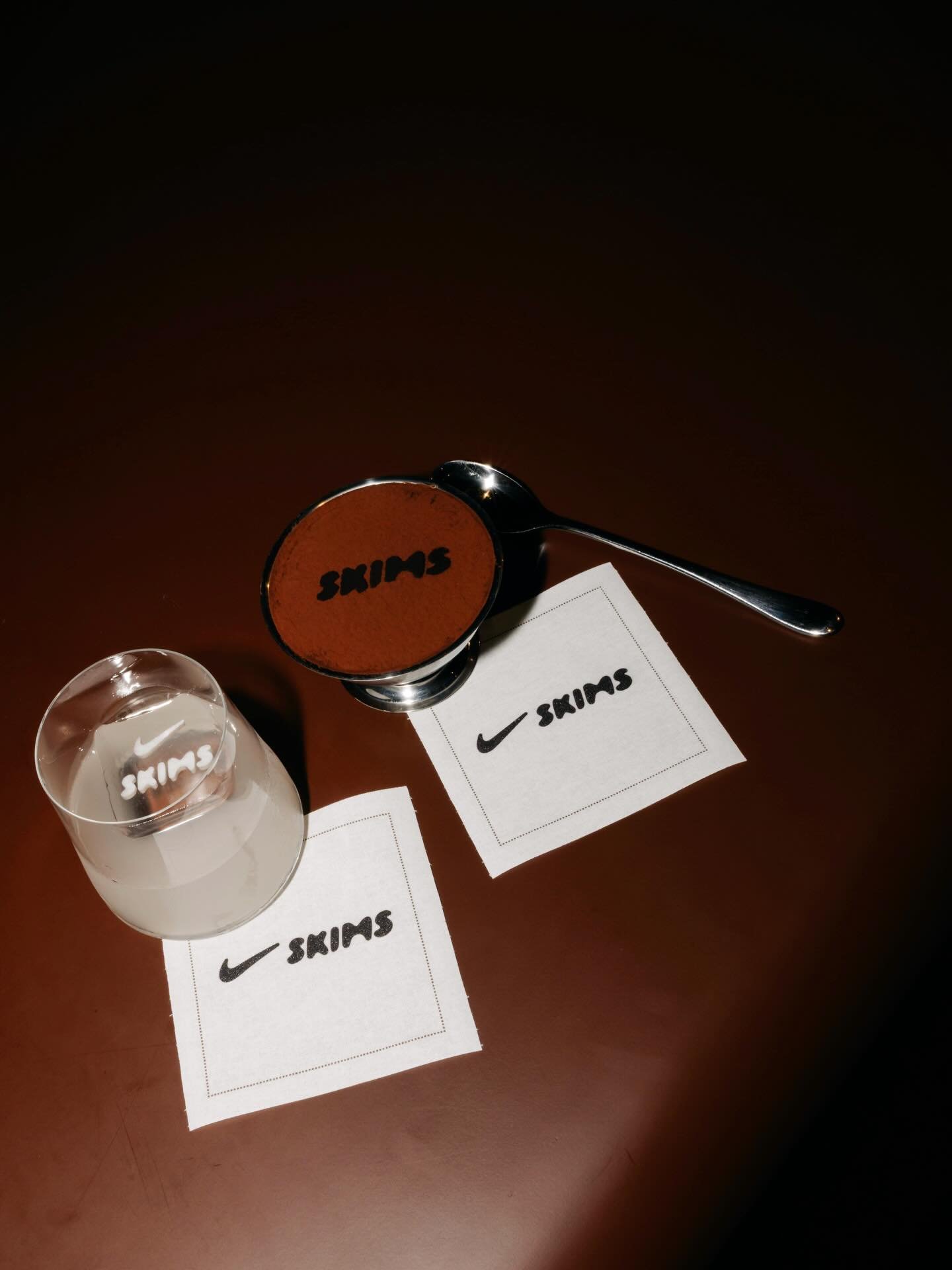 @nike x @skims x @theofficialselfridges

📸 @krishumphreysphoto &amp; @agatanoweta 

#skims #nike #selfridges #opus11