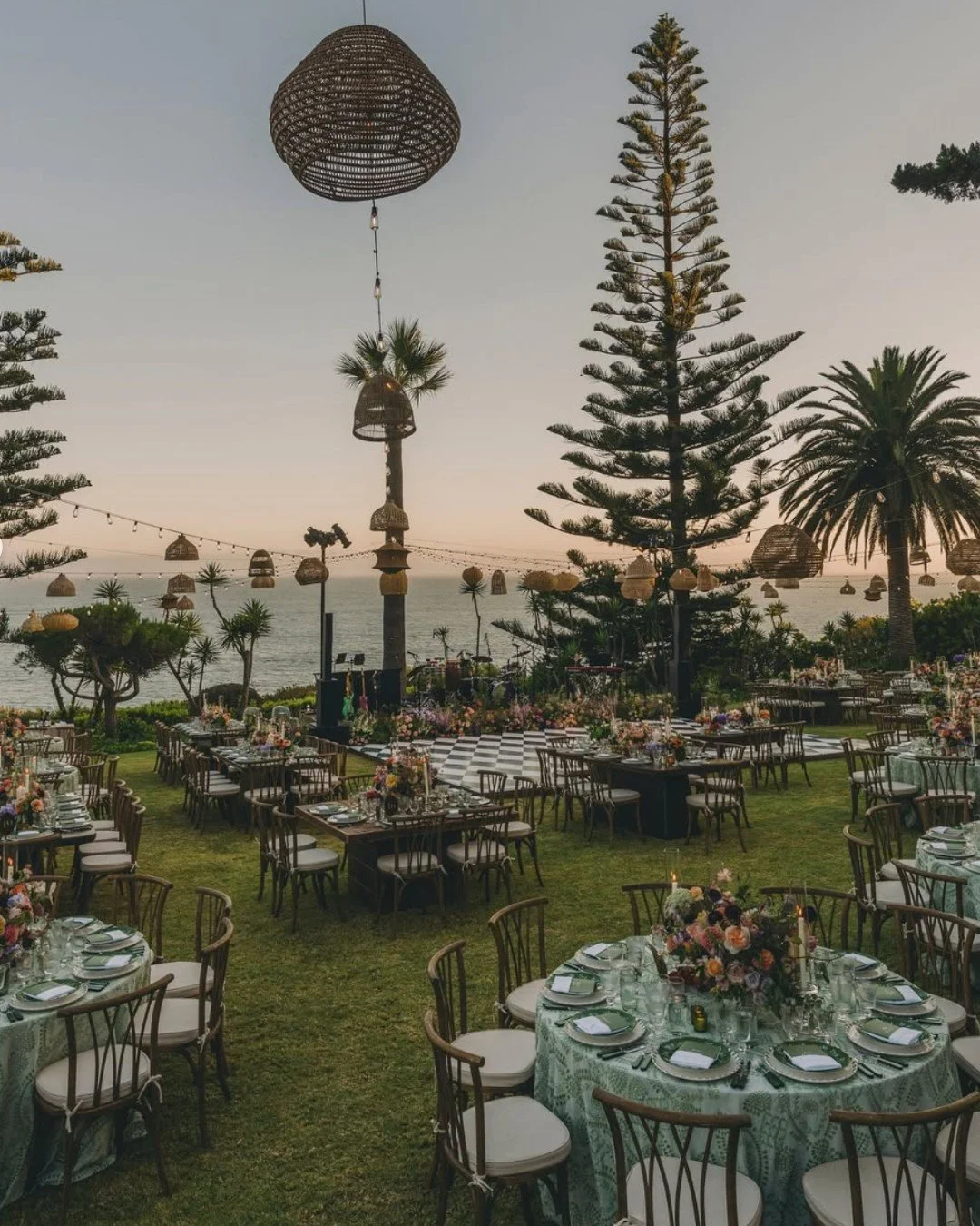 ✨🥂Experience elegance at this breathtaking Malibu wedding, set against the stunning backdrop of the ocean. Our state-of-the-art audio reinforcement features premium equipment from L-Acoustics @l.acoustics.official. ✨💍
Credits:
@hudson_production 

