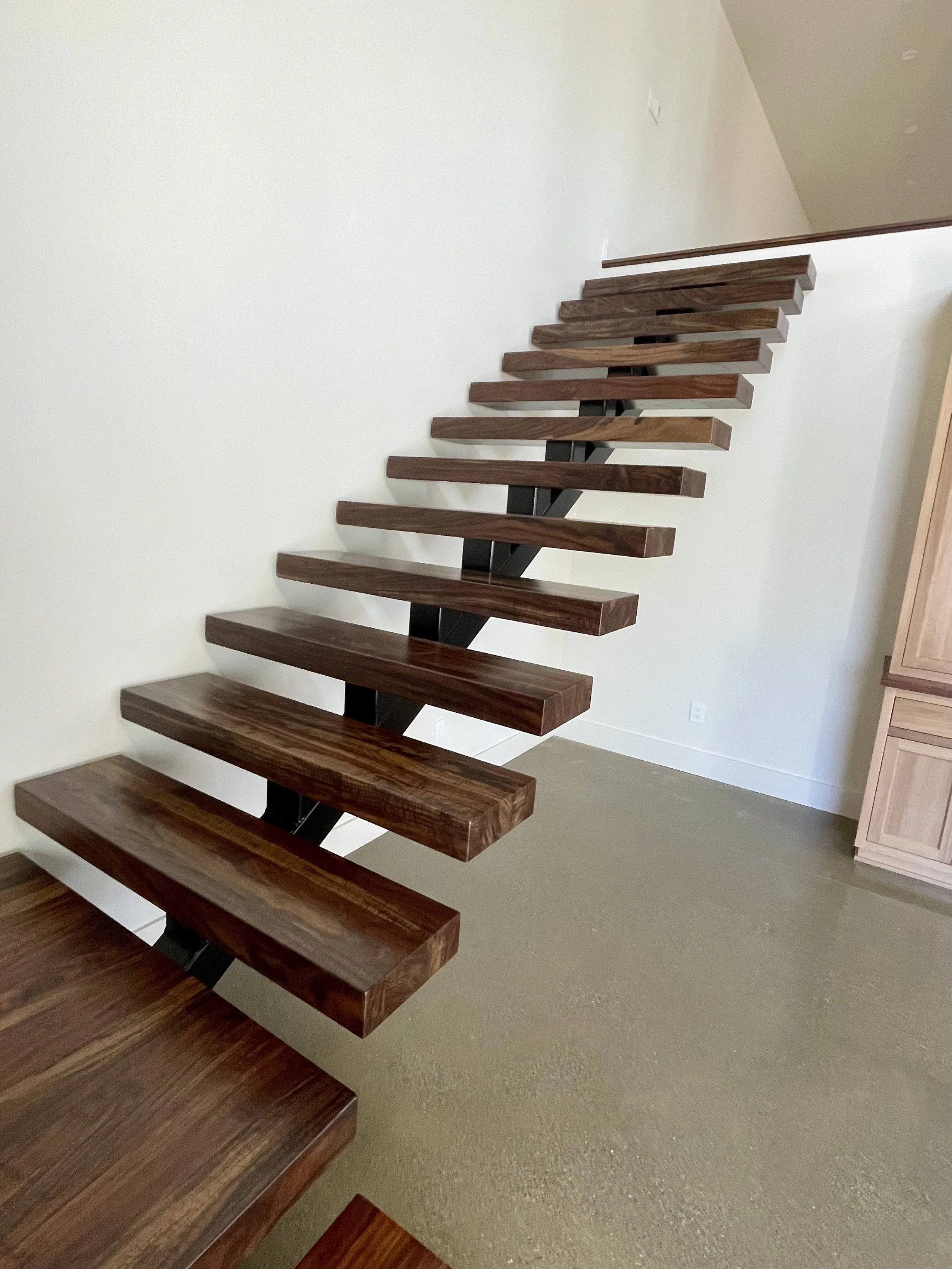 Floating Staircase + Cable Railing | Chico, CA