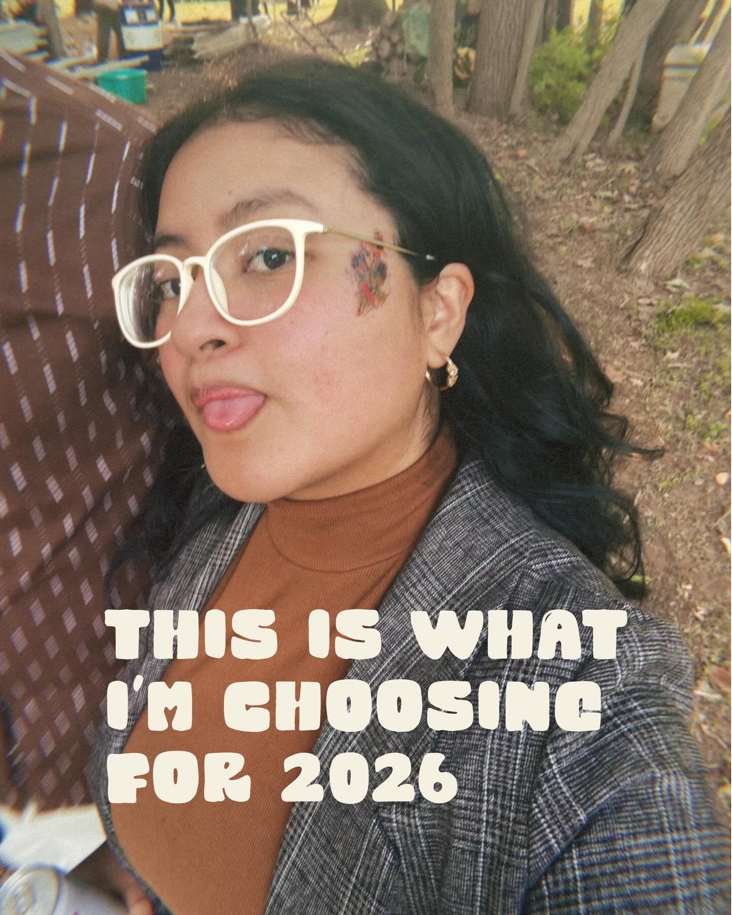 Btw a Net-X is the amount of days you want to be paid by. Net-15 = biweekly. Net-30 = monthly. Para que sepan. 

#freelancer #graphicdesigner #learning #freelancelife