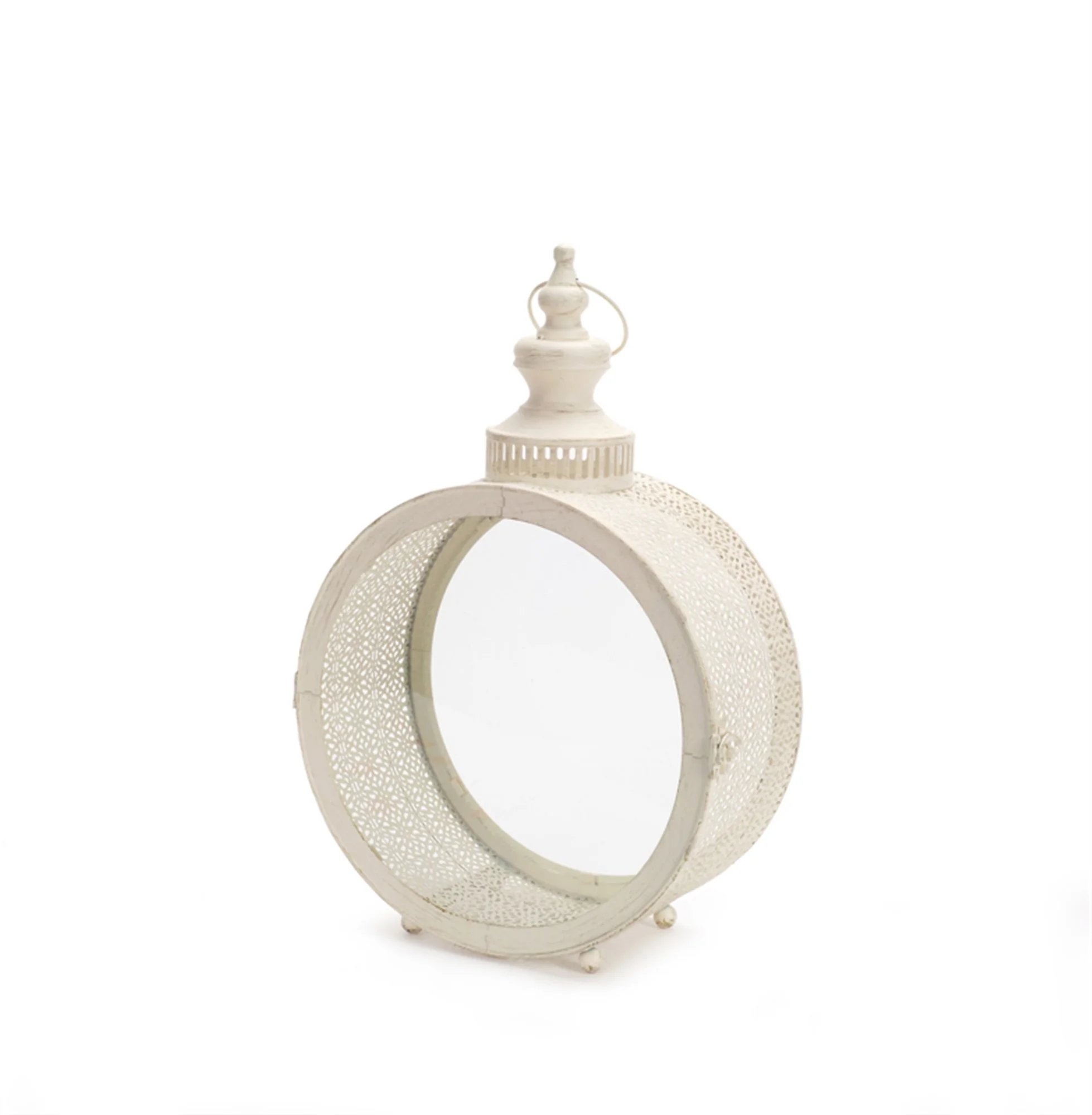 ivory-circle-lantern-realistic-home-staging-natural-light.jpg