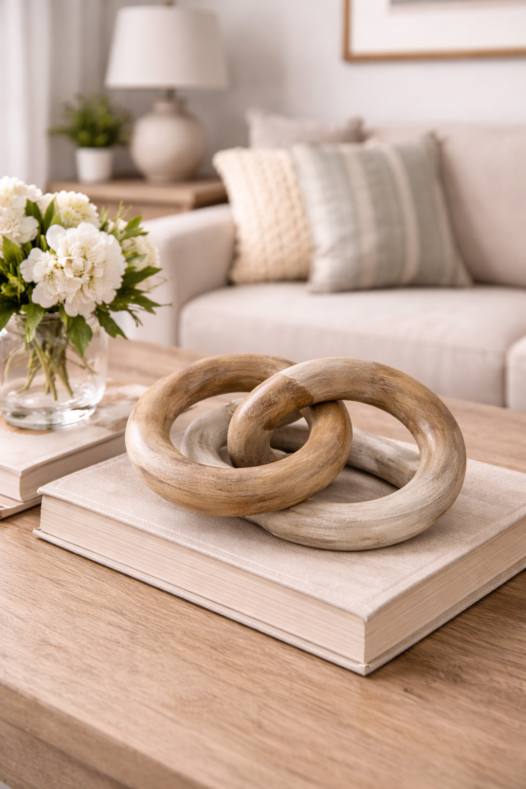 The Coffee Table Darling – Mango Wood Decorative Chain