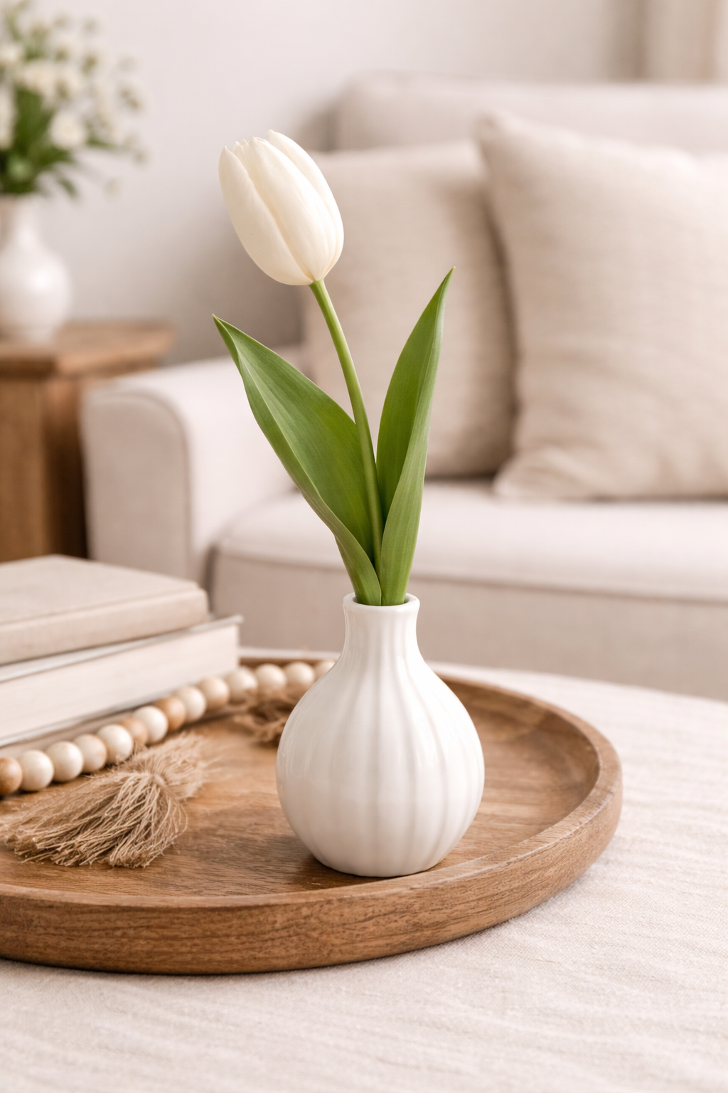 white-faux-tulip-stem-small-vase.png