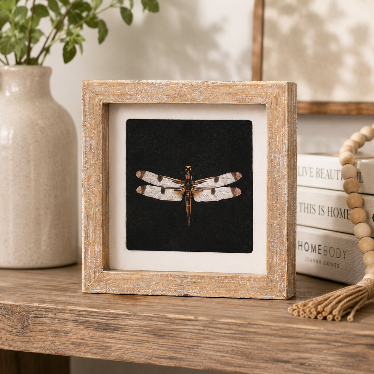 dragonfly-butterfly-reversible-sign-dragonfly-side-lifestyle.png