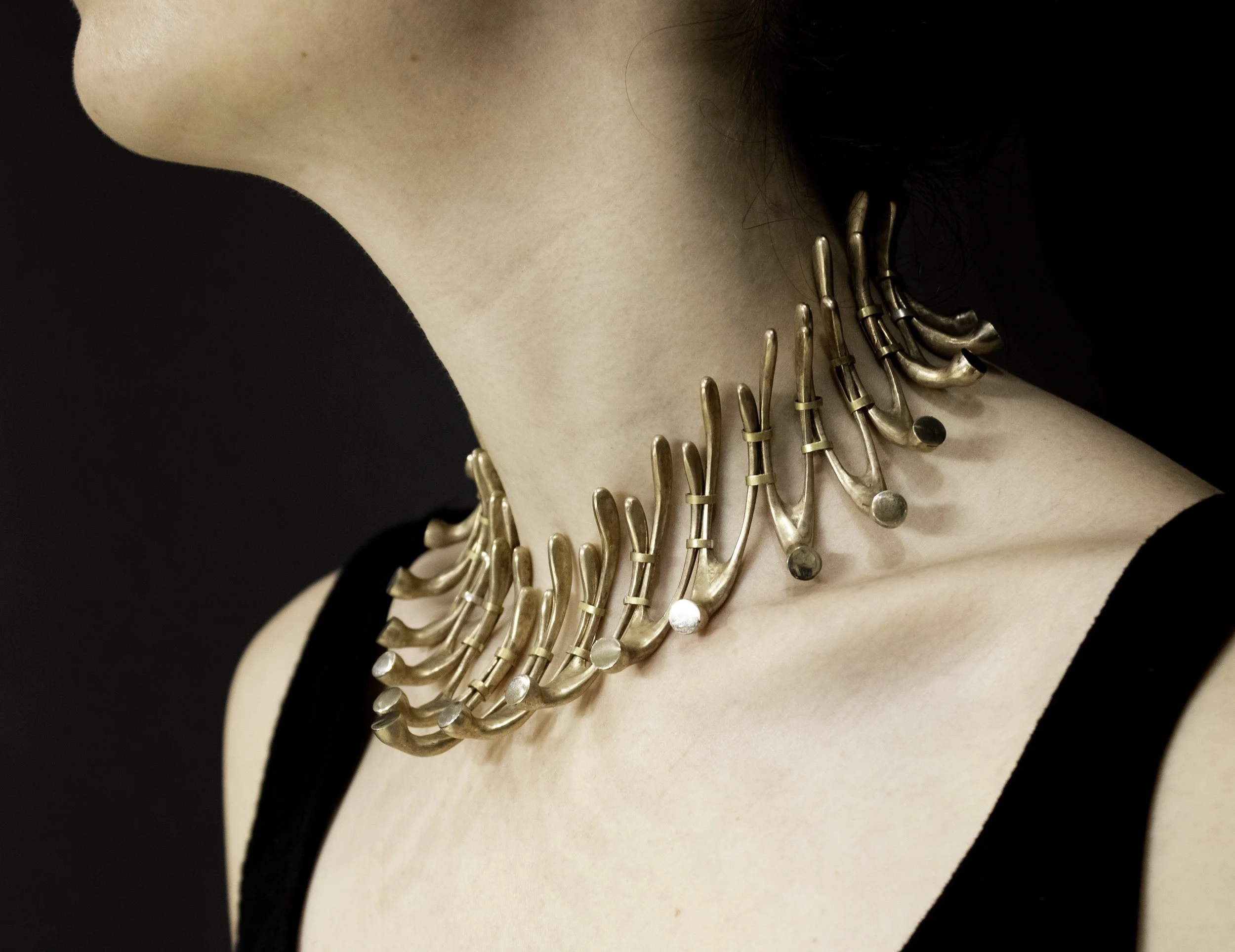Bone necklace_02.jpg