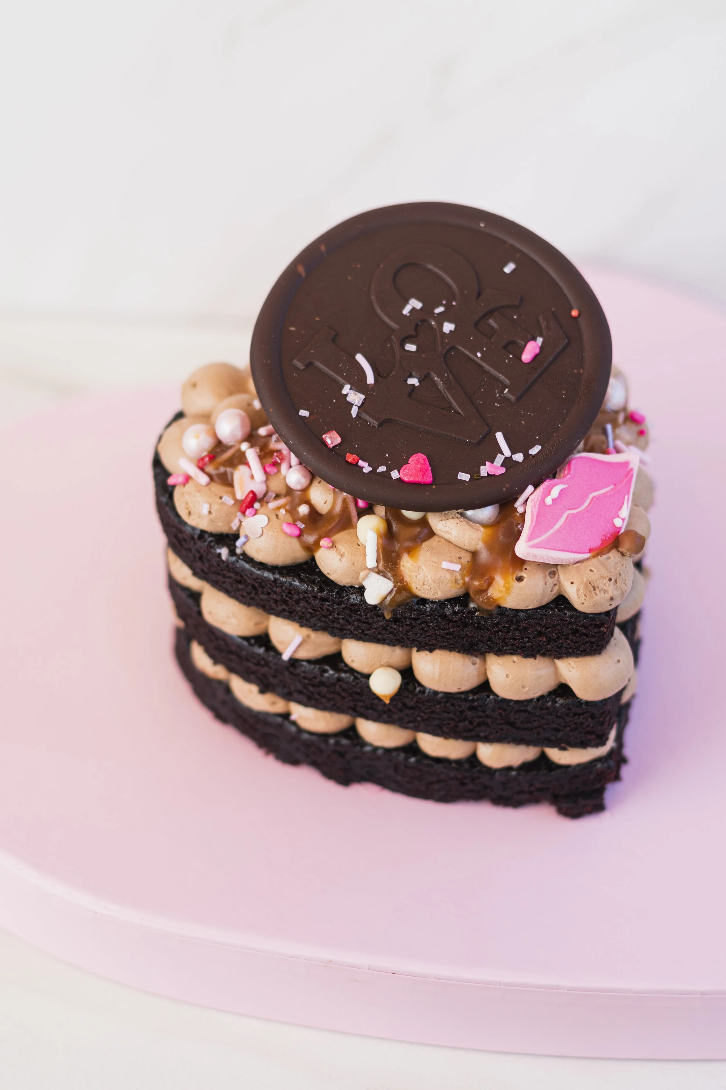 Valentines Cake For 2.jpg