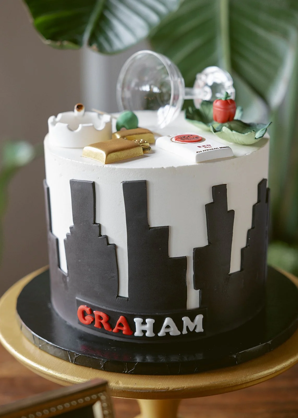 Grooms cake.jpg