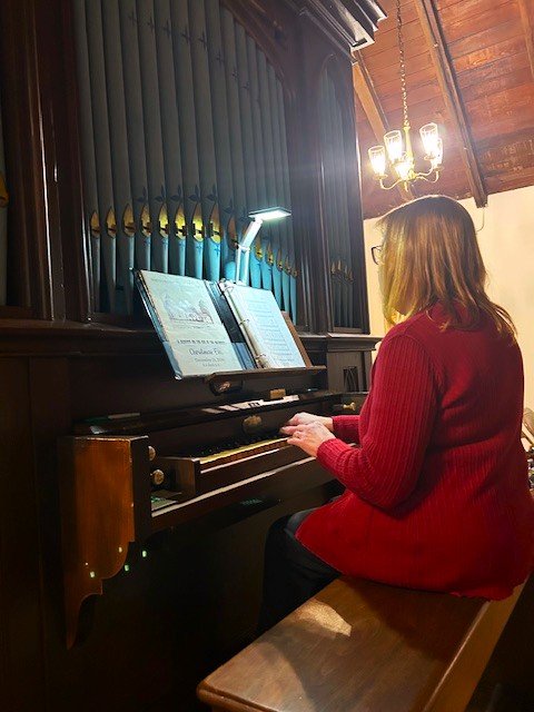 Martins Brandon Organ.jpg