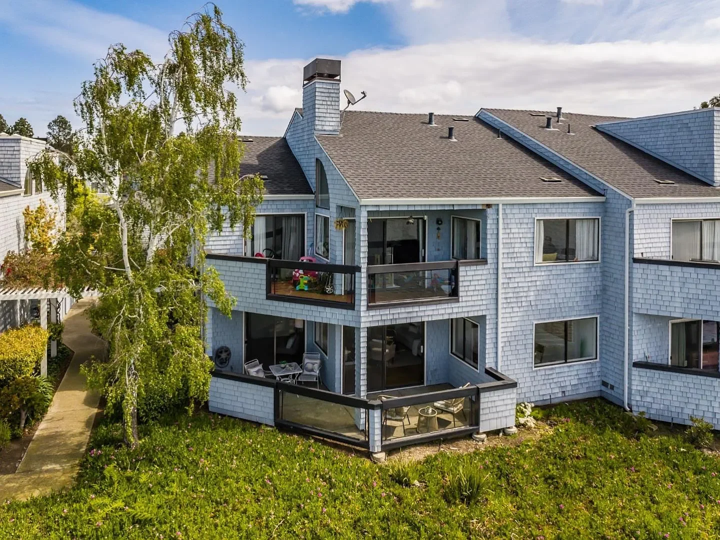 $900,000 | 62 Eddystone Ct. Redwood City, CA