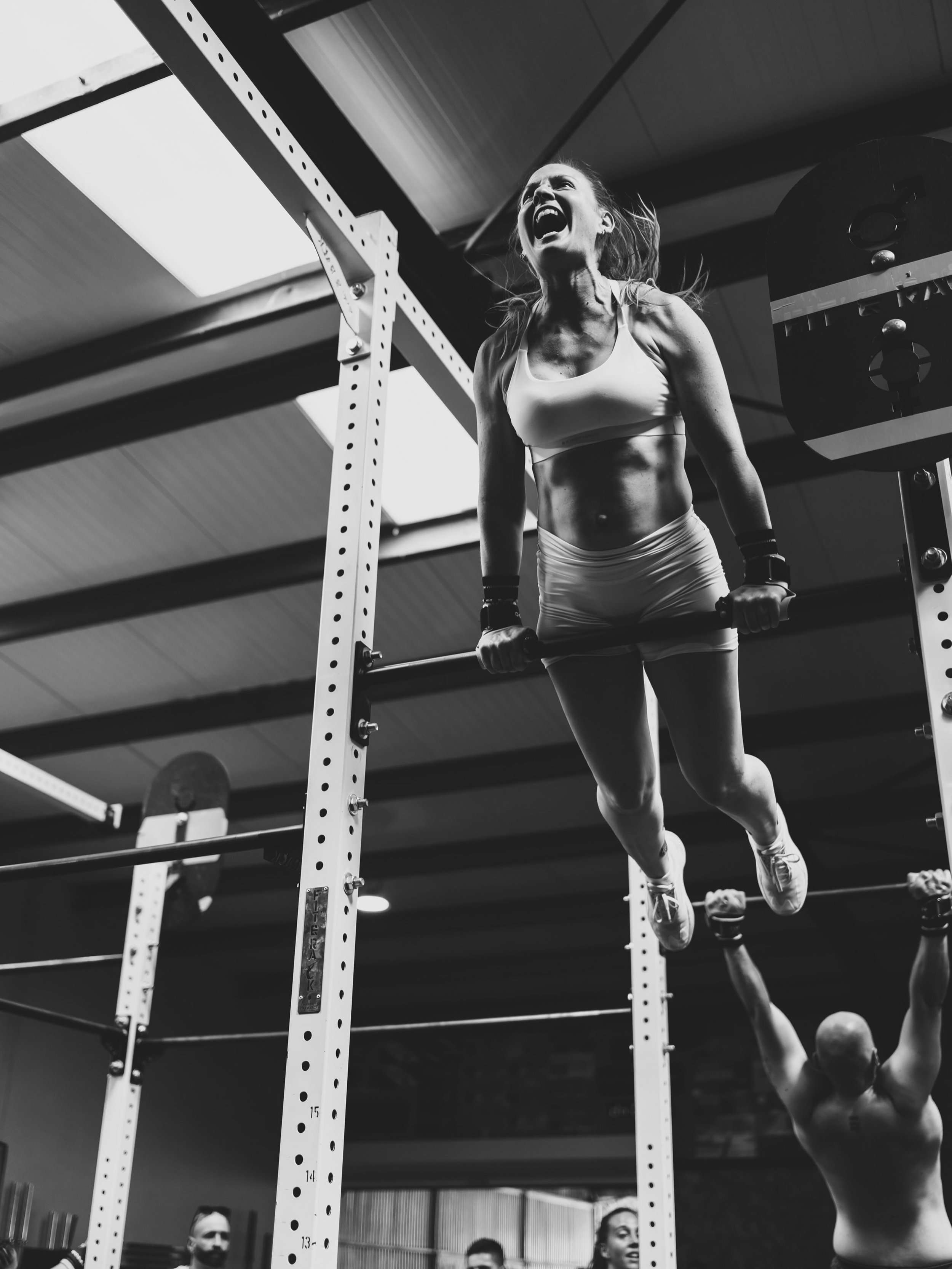 &laquo;&nbsp;Tout le monde est trop fort, je n&rsquo;ai pas ma place au CrossFit&nbsp;&raquo;.

Merci du compliment ! 
MAIS, nos athl&egrave;tes deviennent forts et atteignent leurs objectifs parce qu&rsquo;un jour, ils ont os&eacute; pousser la port