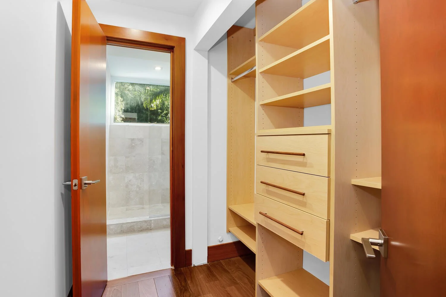 27 2475 S Bayshore Dr Apt 3 Miami-large-028-022-Closet-1500x1000-72dpi.jpg