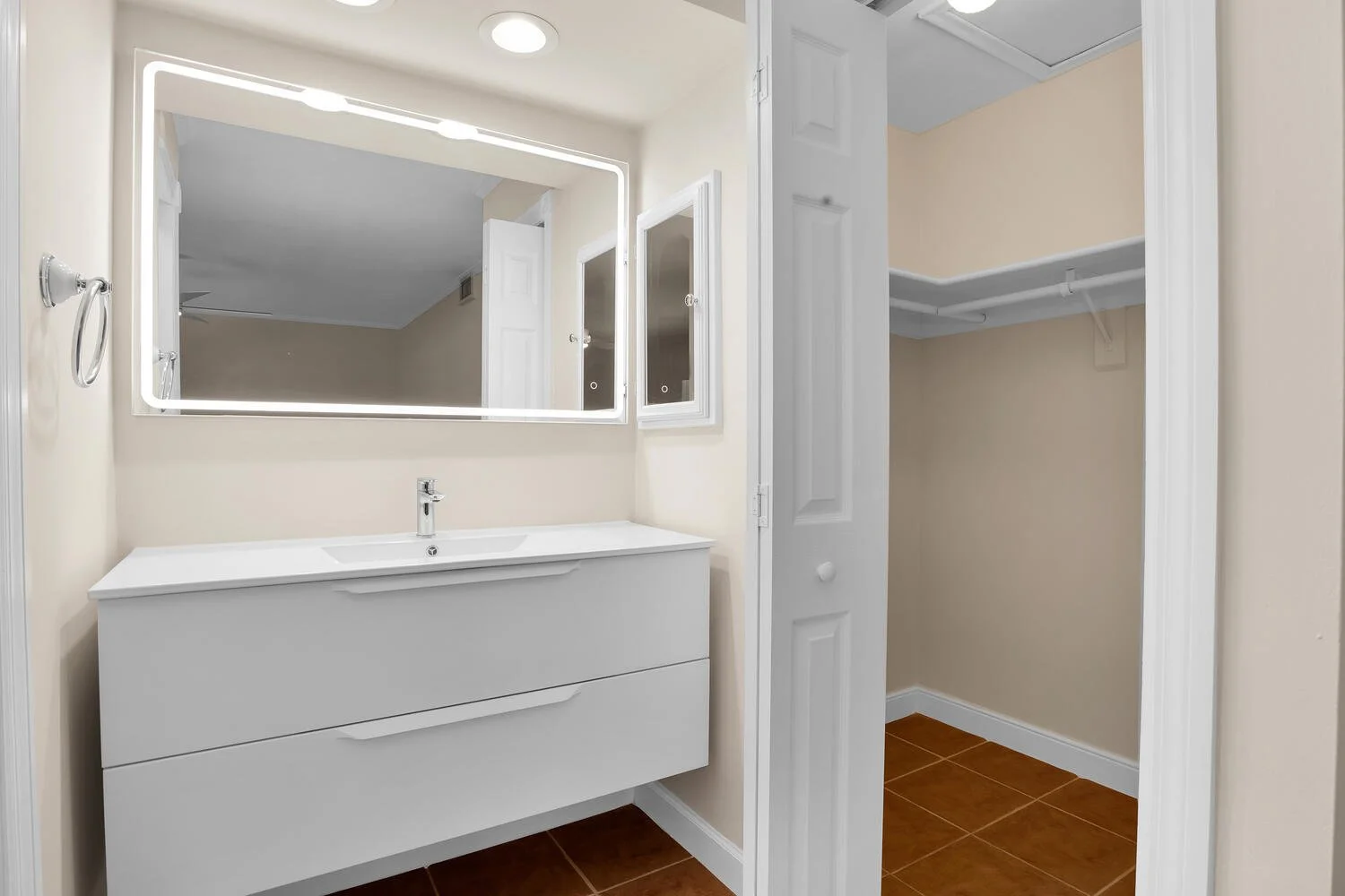 25 8123 SW 81st Pl Miami FL 33143-large-025-030-Primary Bath-1500x1000-72dpi.jpg