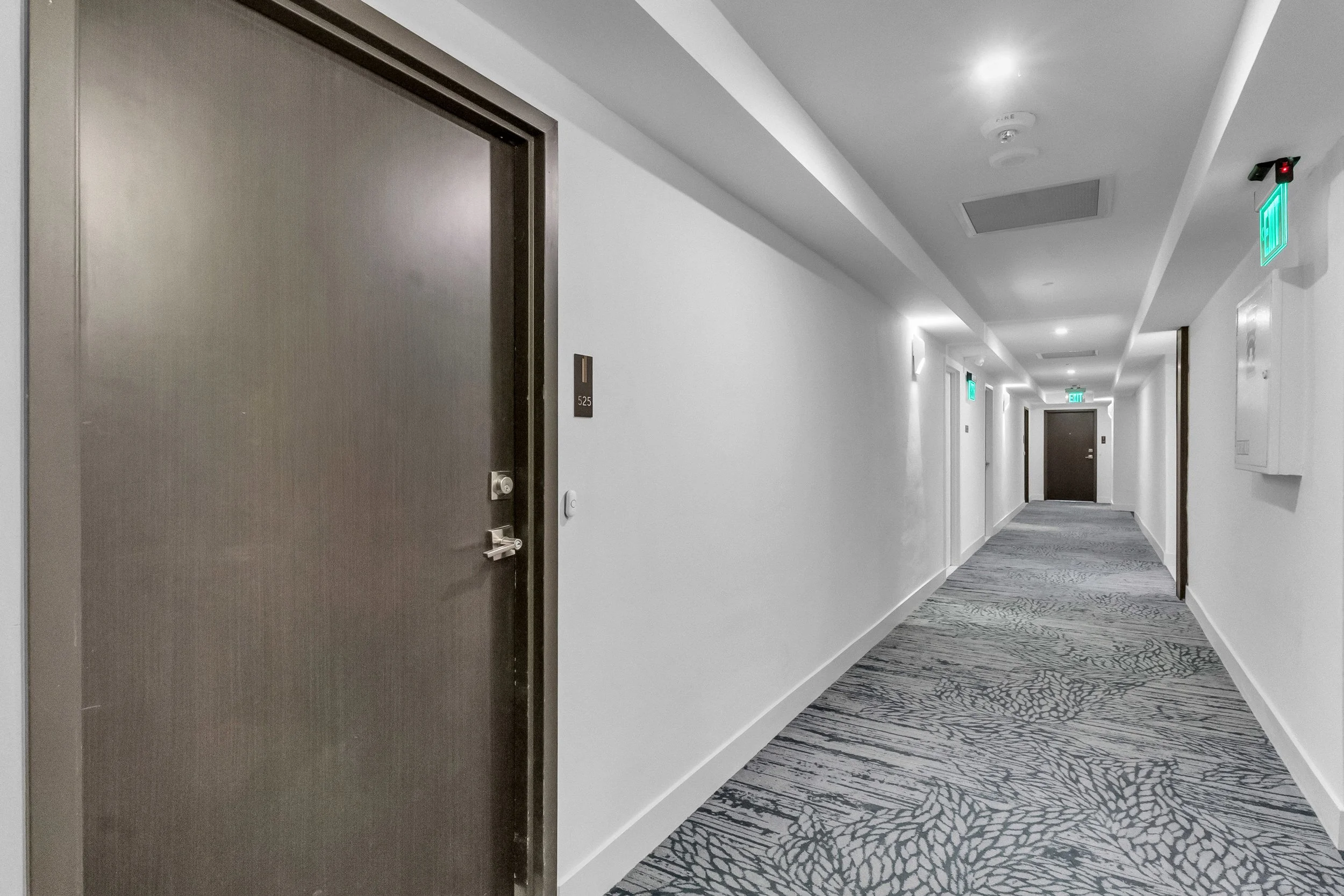 (3) 10_90 edgewater-5.jpg
