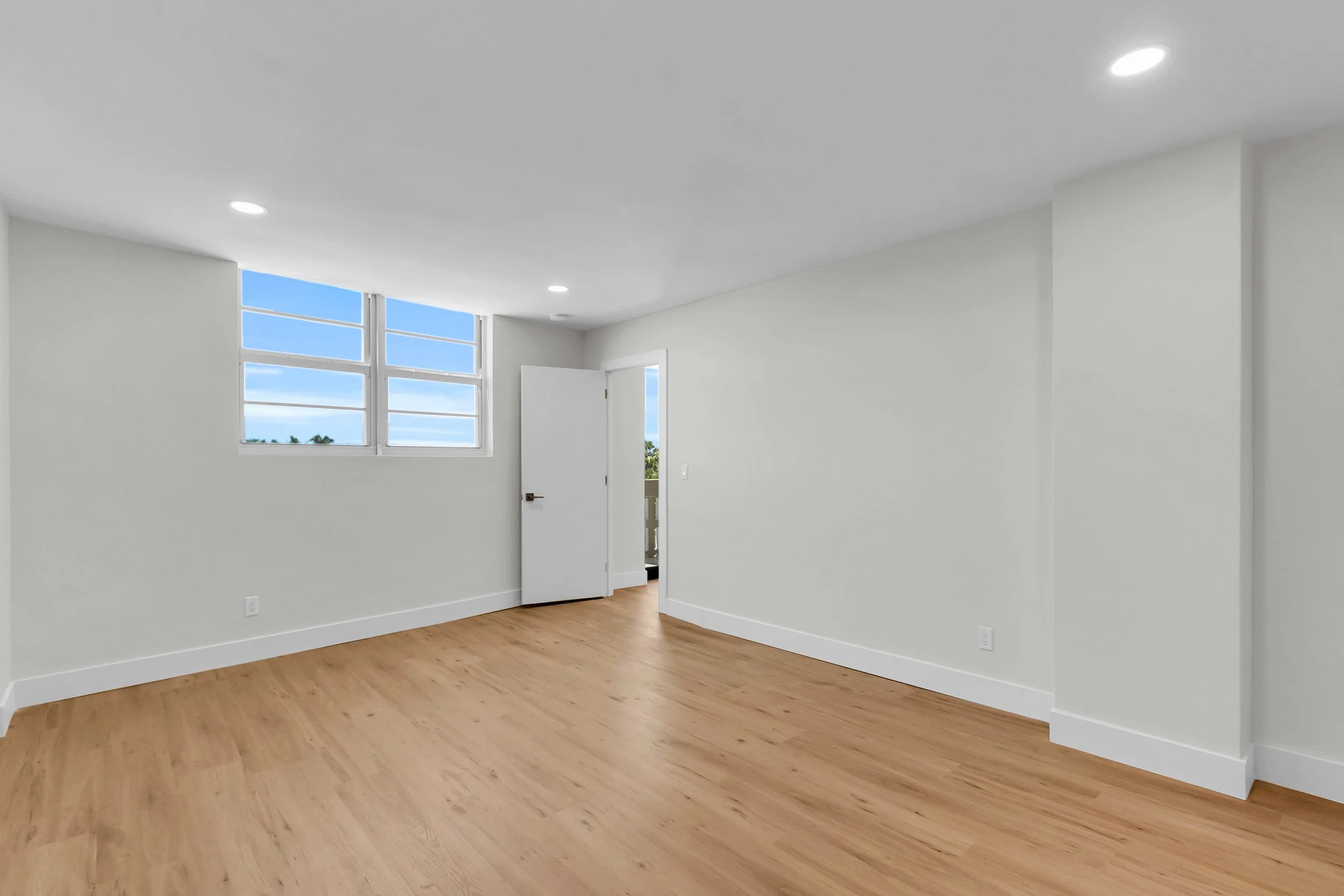 (15) 19_90 edgewater-4.jpg