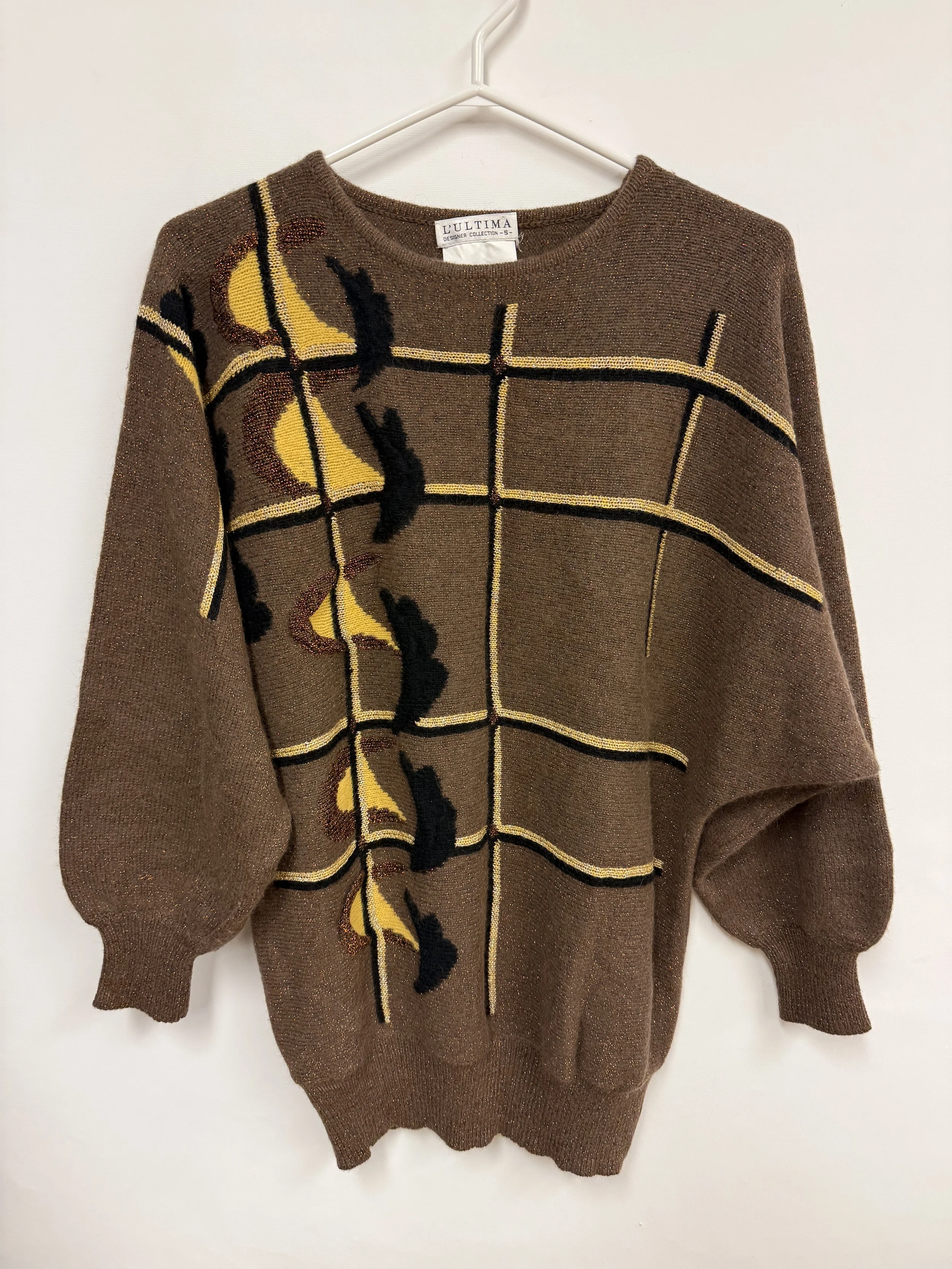 Tricot vintage à manches chauve-souris, laine d’agneau et angora, brun chocolat avec fils métallisés cuivrés, L’Ultima, Small