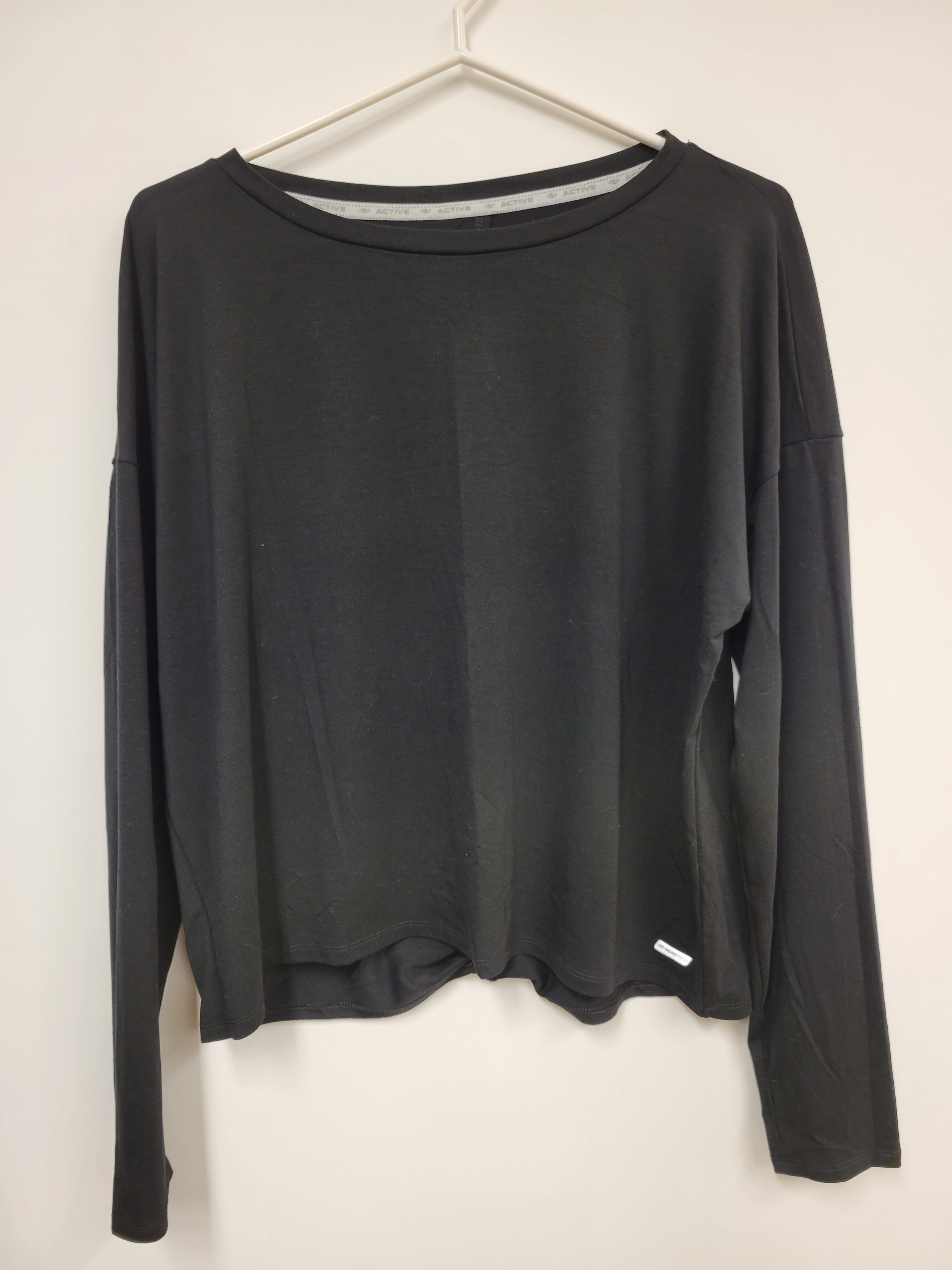 Chandail noir ouvert dans le dos, Athletic Works, L
