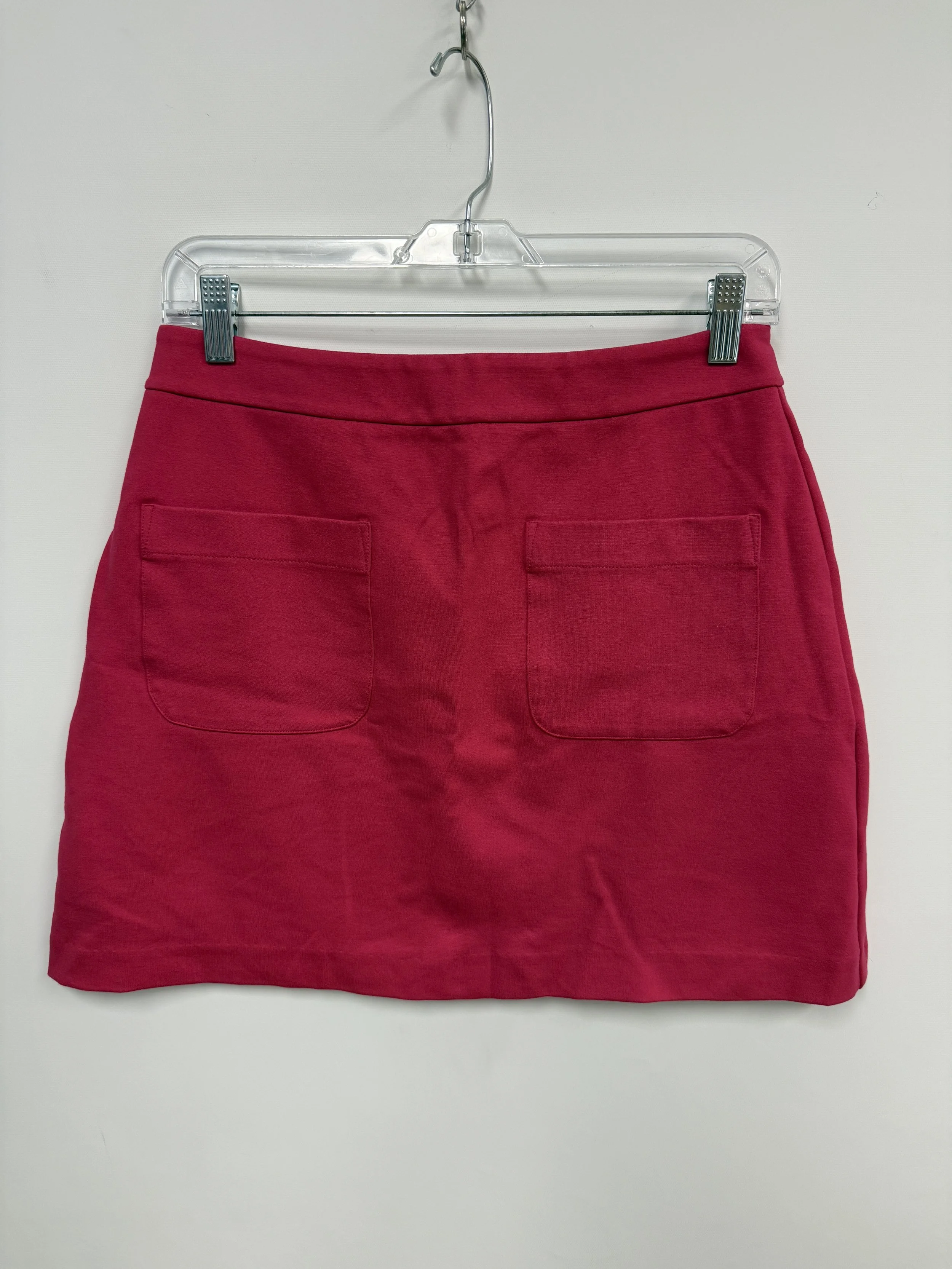Jupe courte, rose fuschia, deux poches à l’avant, Icône, M