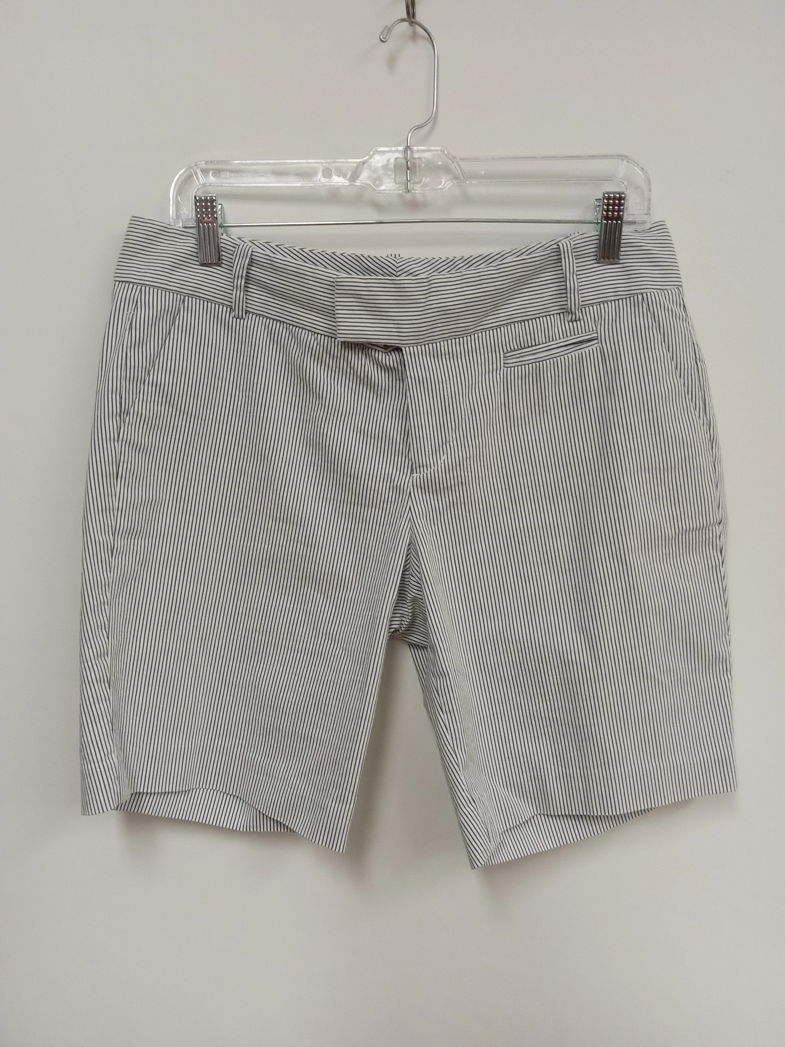 Bermuda blanc rayé gris pâle, 77 %, Calvin Klein, Taille 8 ans