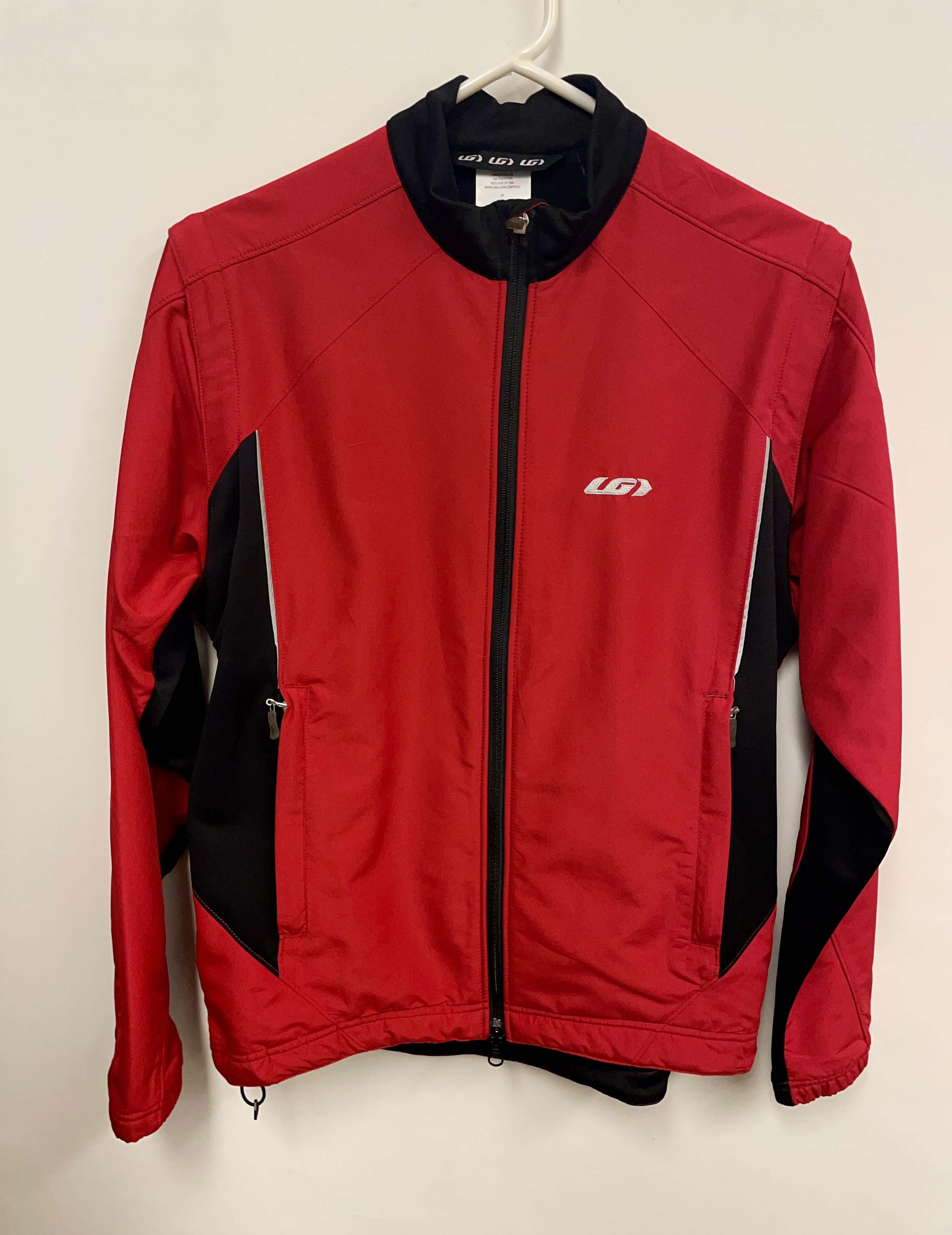 Coupe-vent de vélo rouge et noir, LOUIS GARNEAU, S