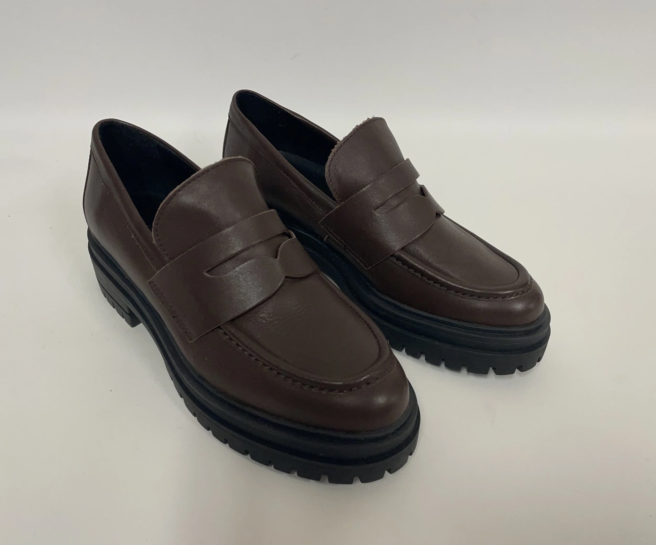 Chaussures brunes en cuir, L'INTERVALLE, Espagne, comme neuves, 36 (5-51/2)