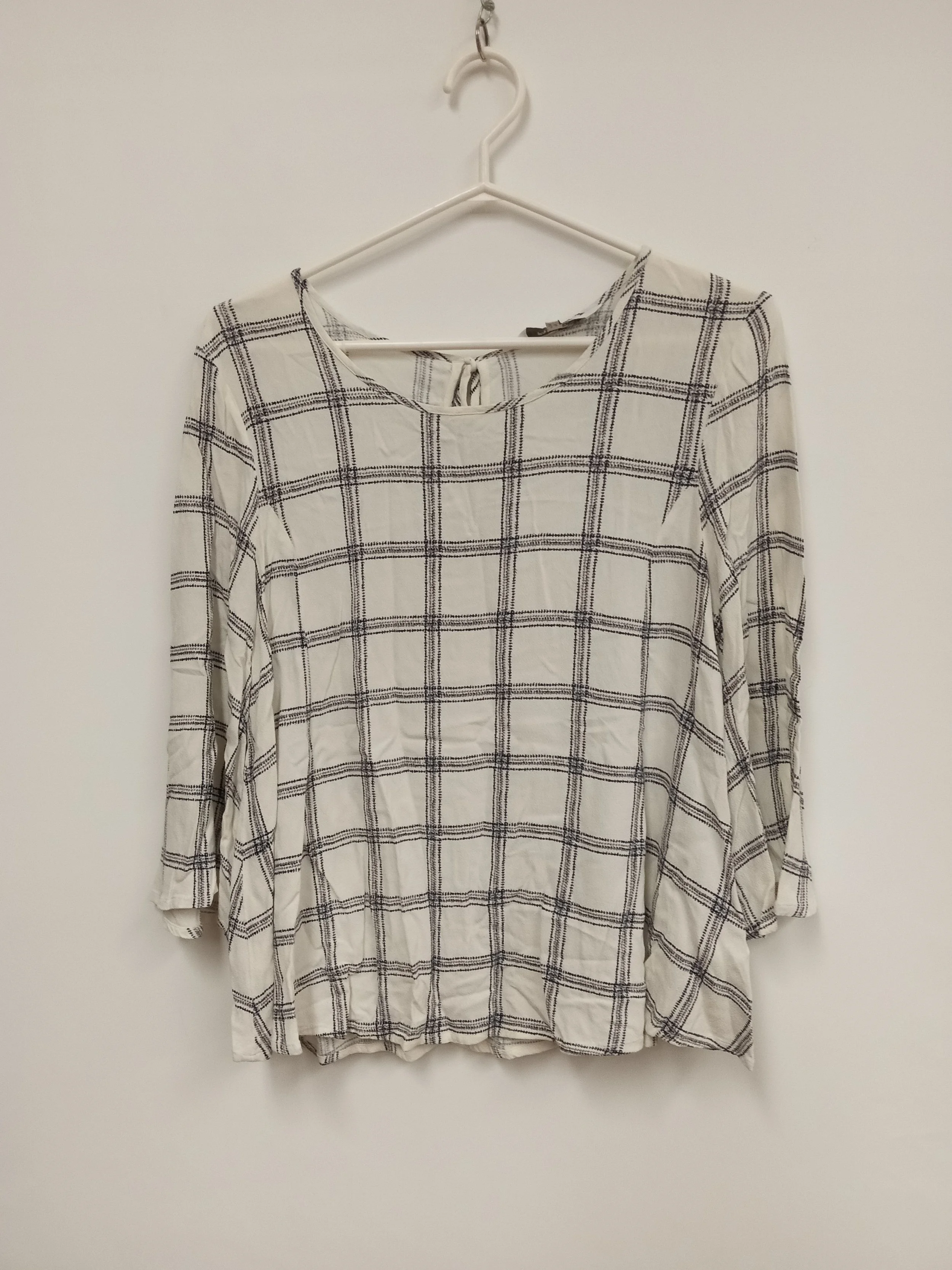 Haut ivoire ligné gris, Part two, Taille 8, euro 34