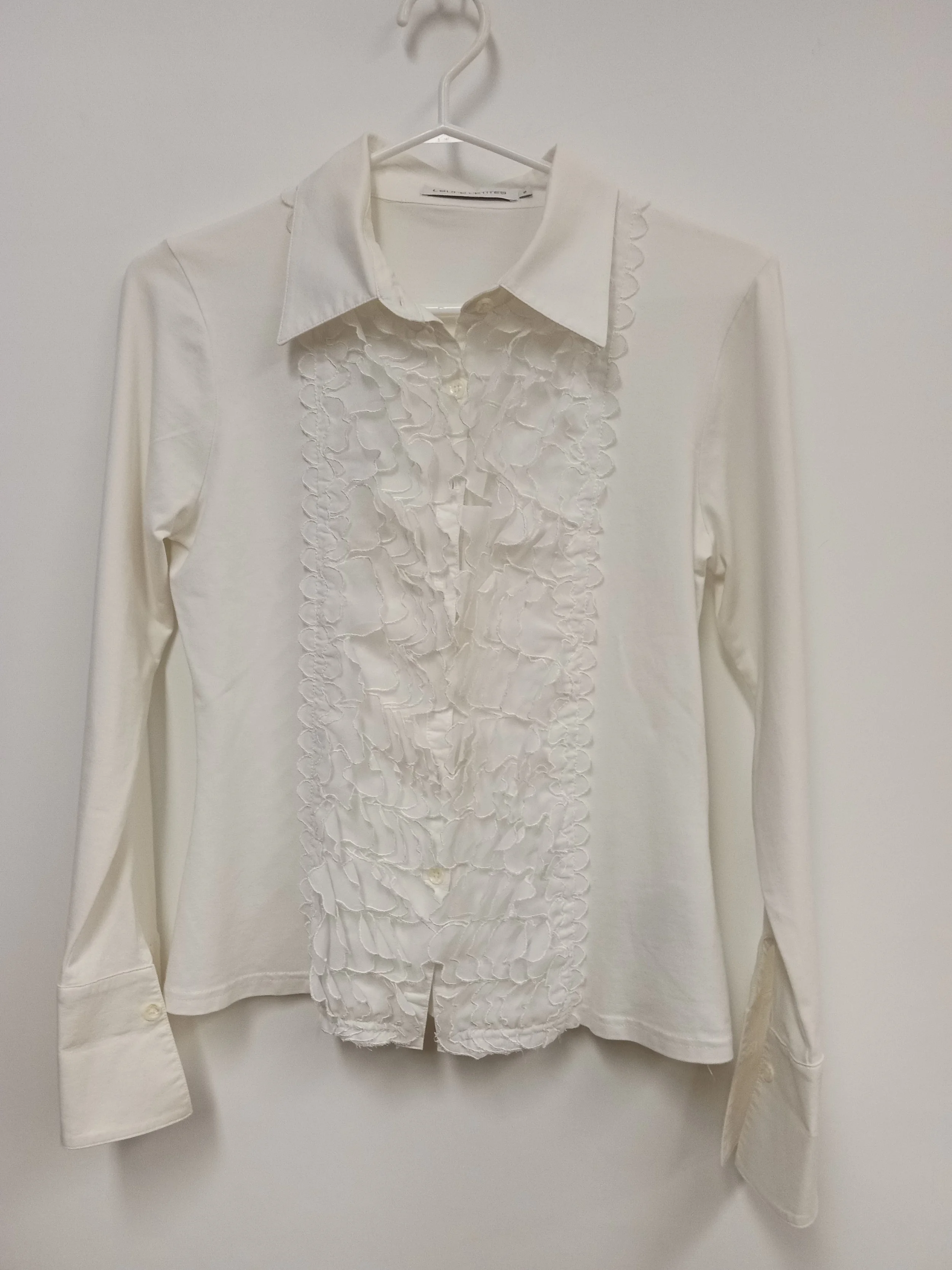 Chemisier blanc, froufrous devant, coton, Laura Petites, taille S