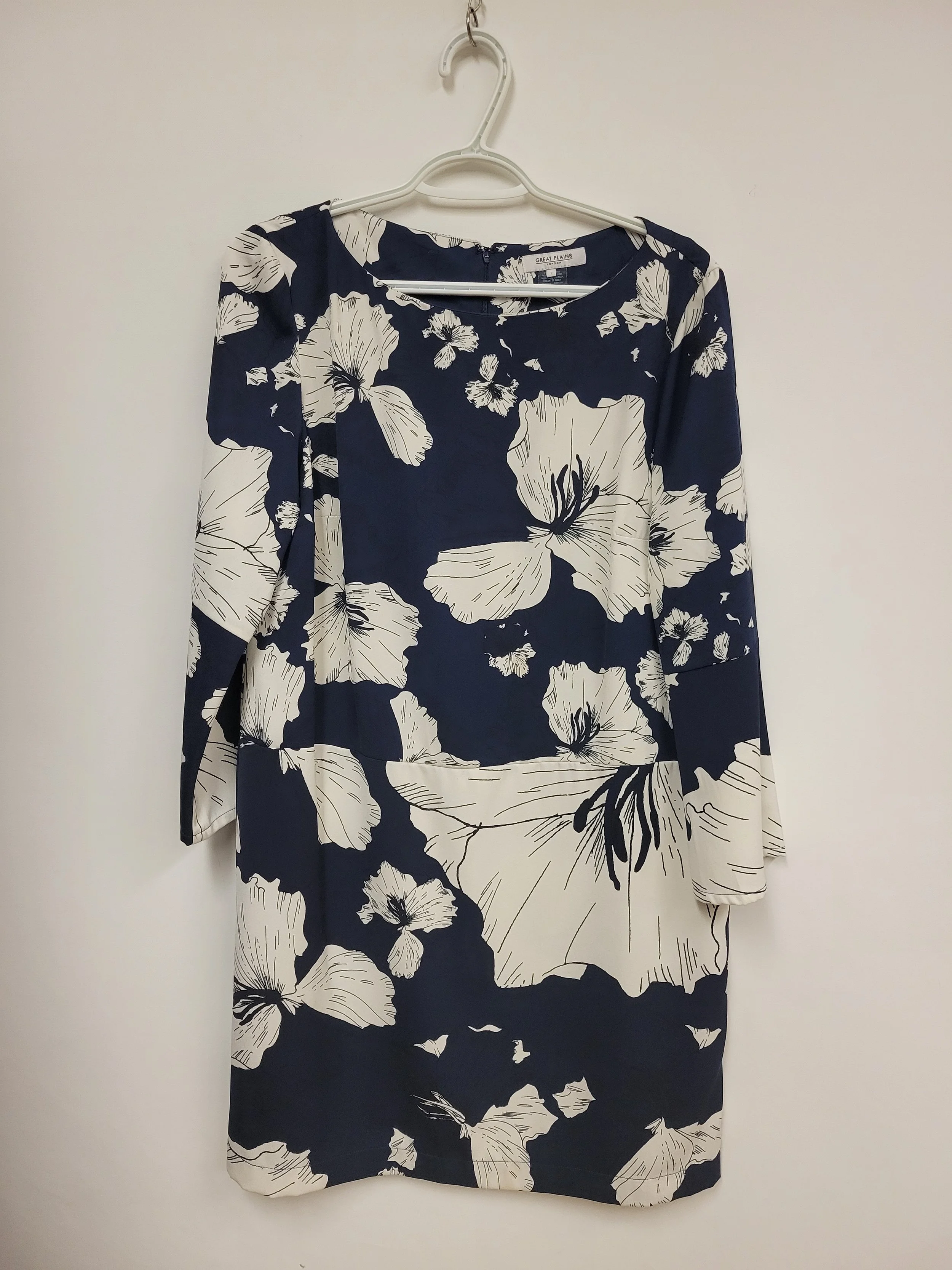 Robe, fleurie bleu foncé et blanc, Great Plains, L