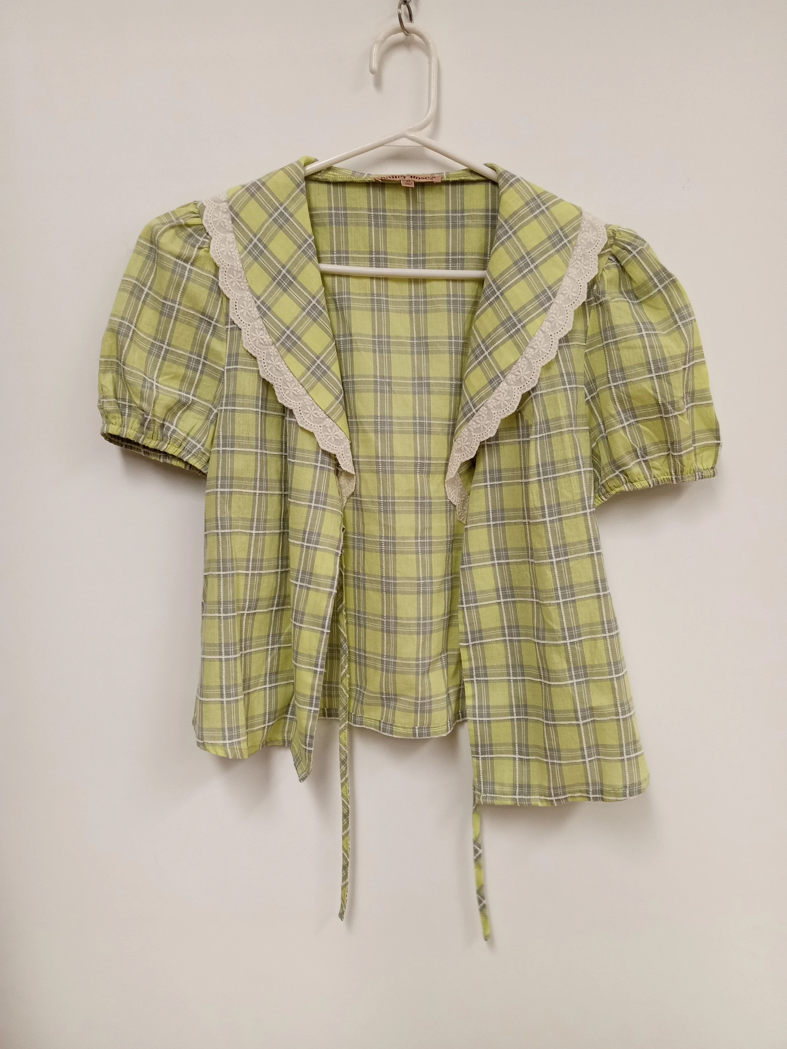 NEUF Haut manches courtes avec boucle, vert carreauté, Bailey Rose, XS