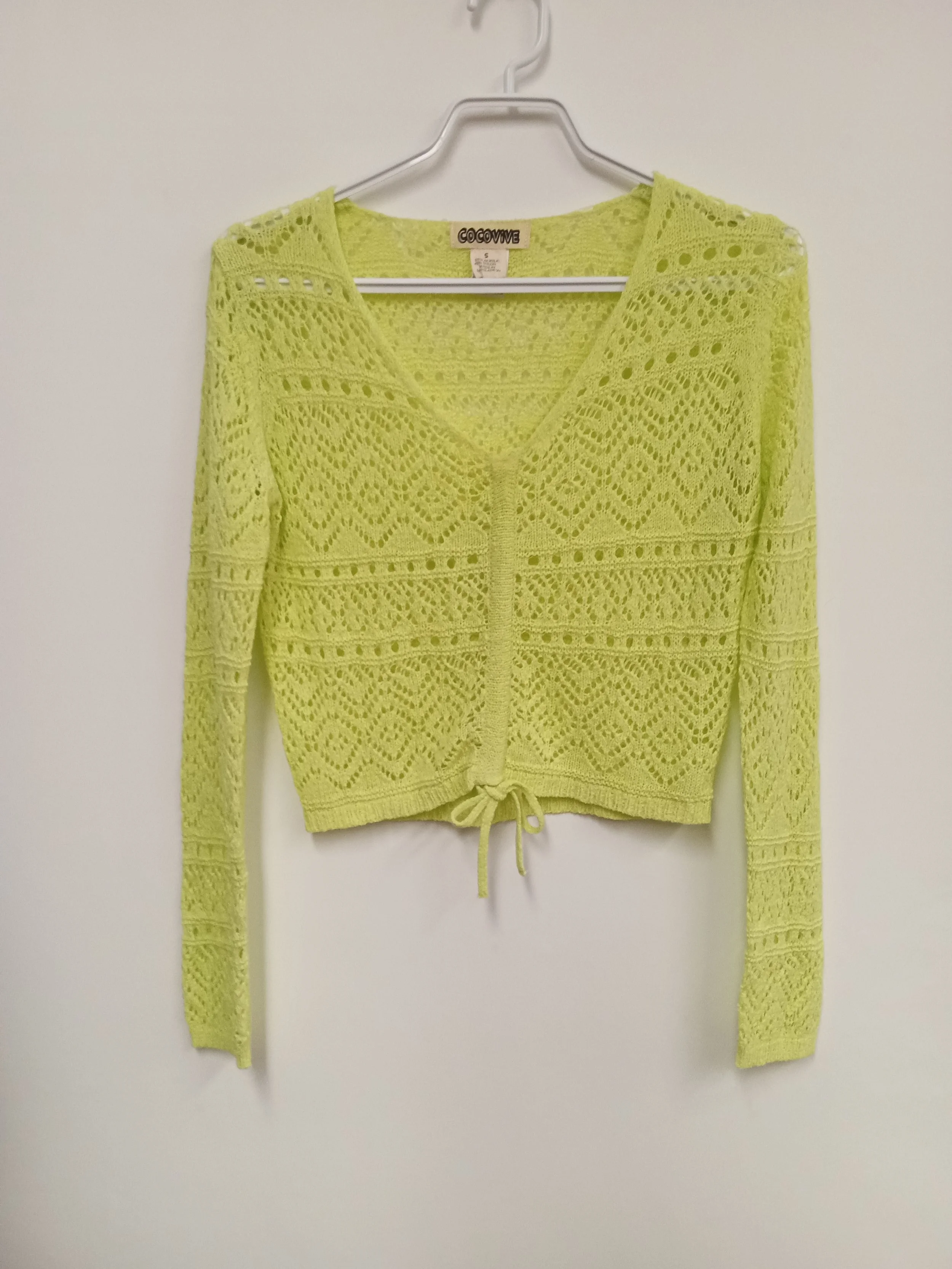 Haut manche longue en dentelle ajouré, vert lime, Cocovive, S