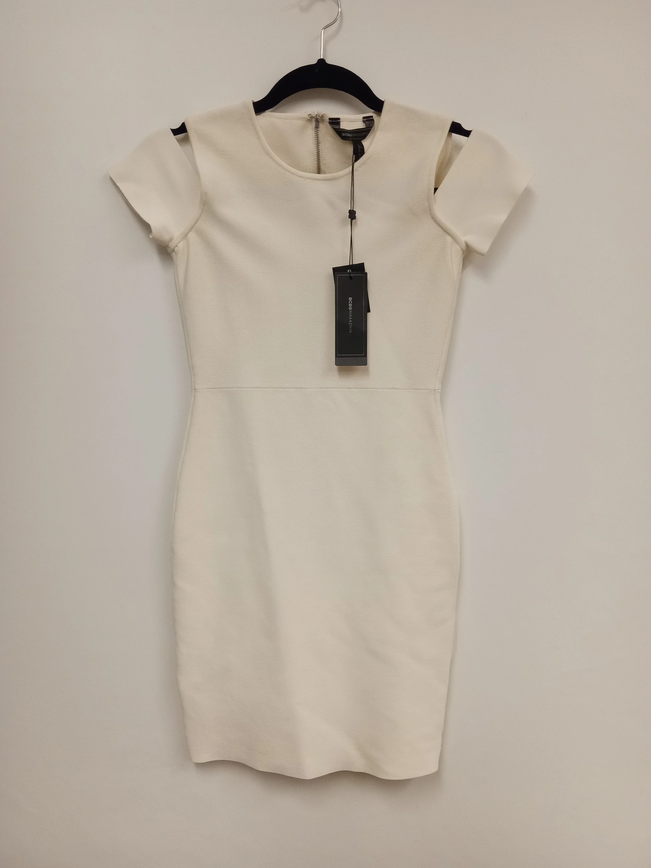 NEUF, Robe ivoire, Valeur 400.00 $, BCBG Maxzaria, Taille XS