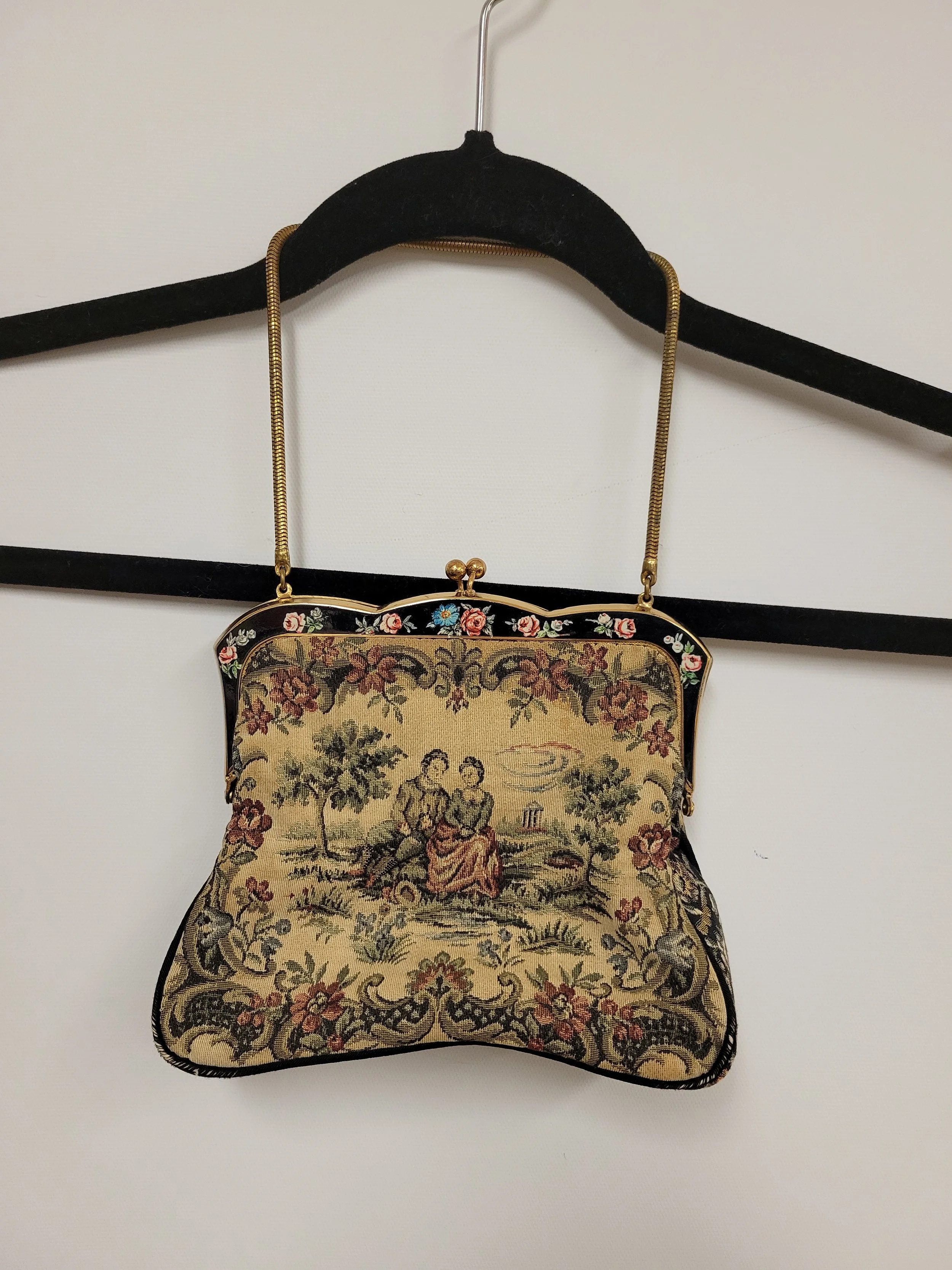 Petit sac à main tapisserie, chaine dorée