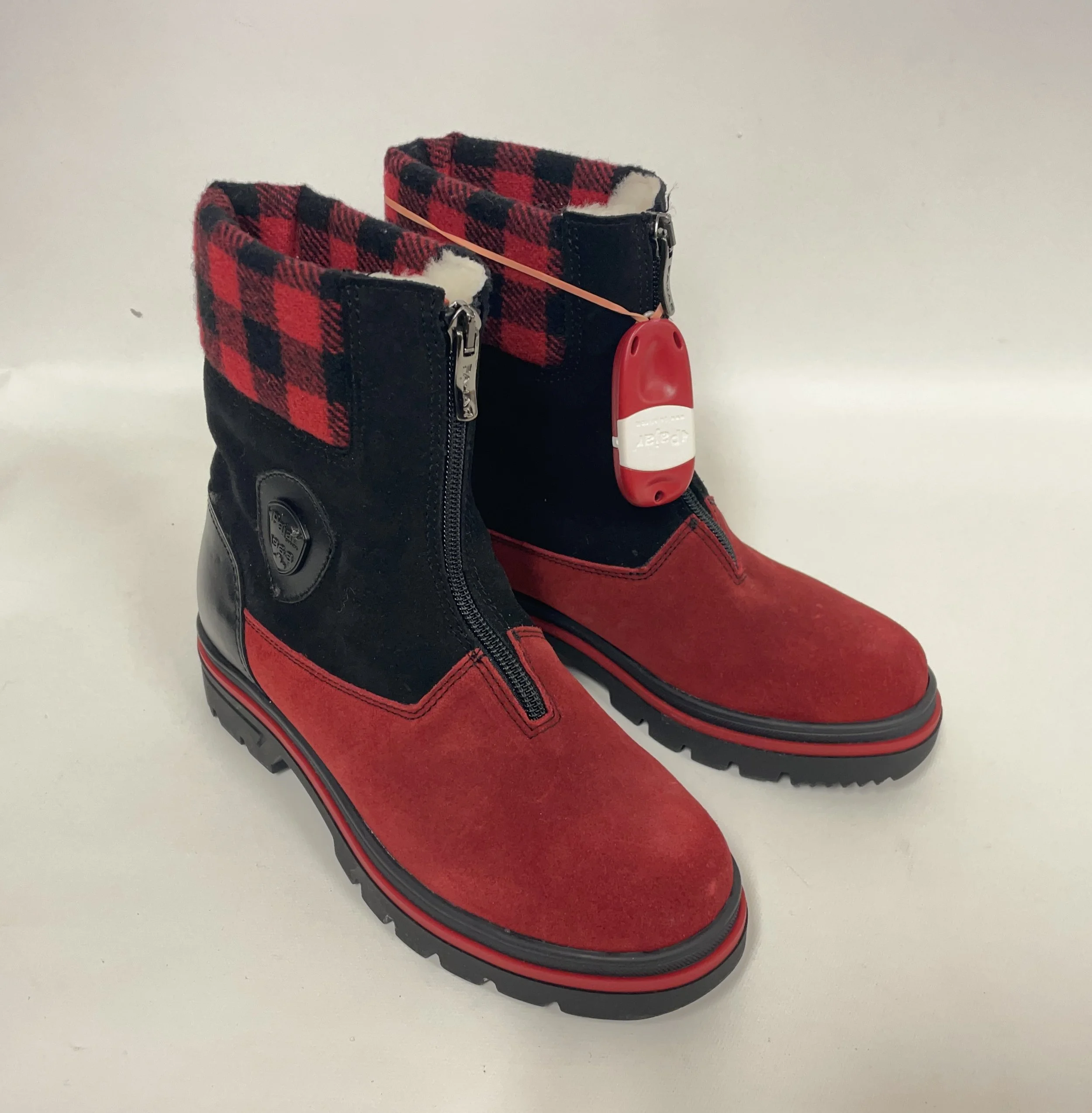 Bottes rouges, PAJAR, suède et mouton, crampons rétractables, pointure 6.