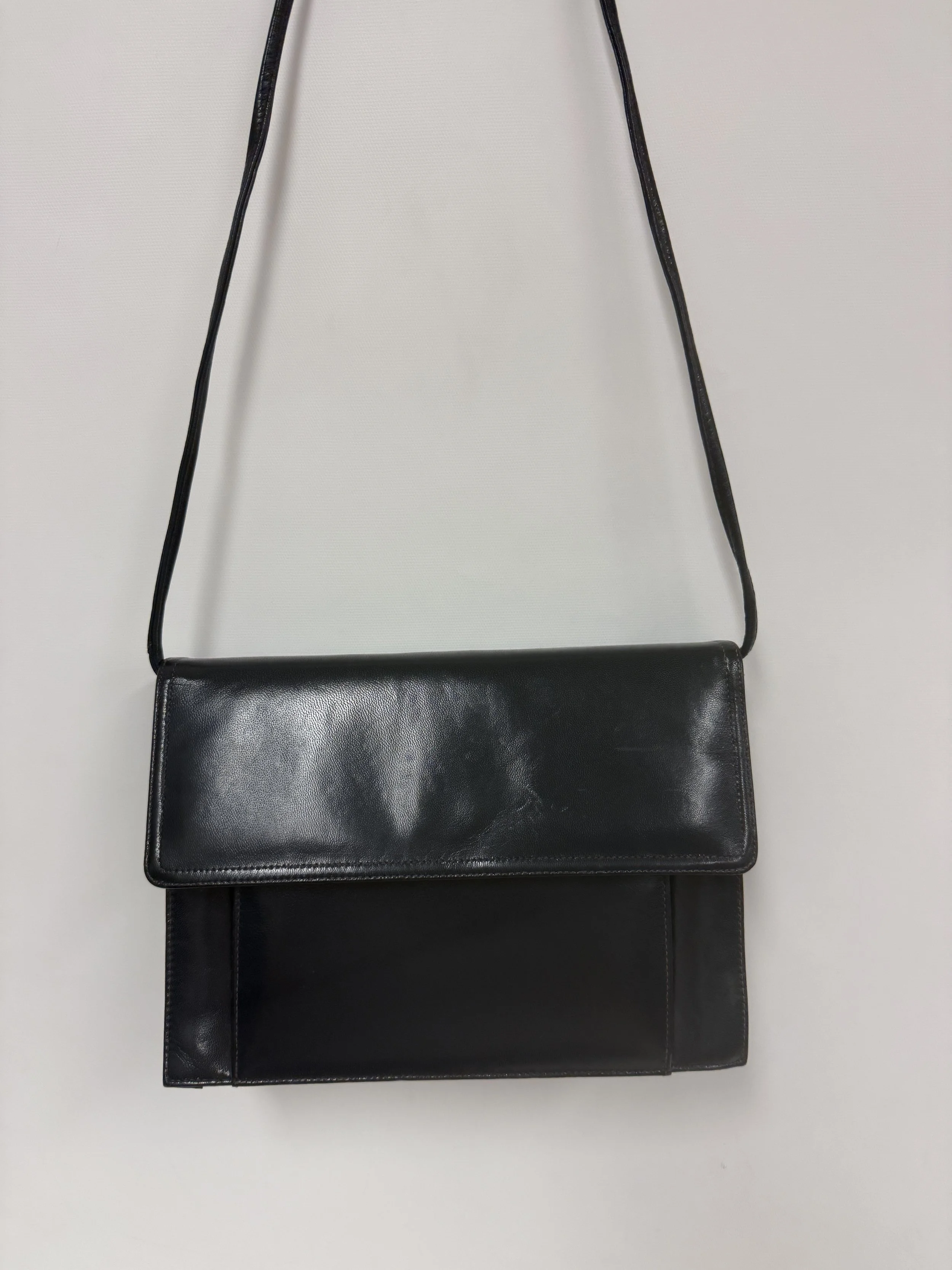 Sac à main bleu marin, fait au Canada, 24 x 16 cm, Mastercraft
