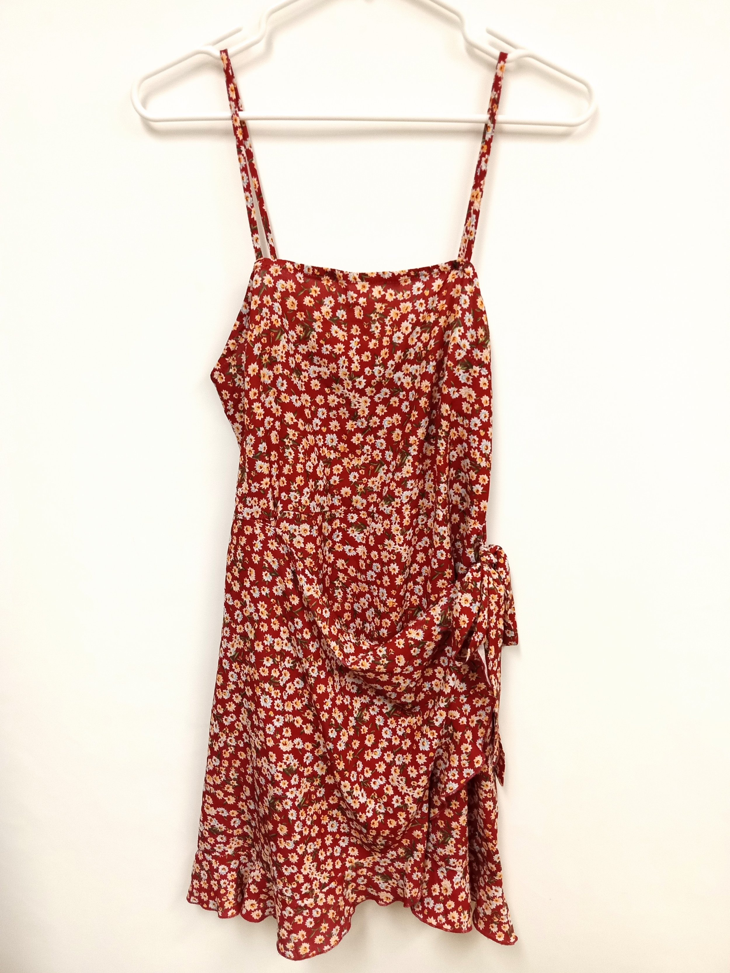 Robe rose avec fleurs jaunes et blanches, Womance, M