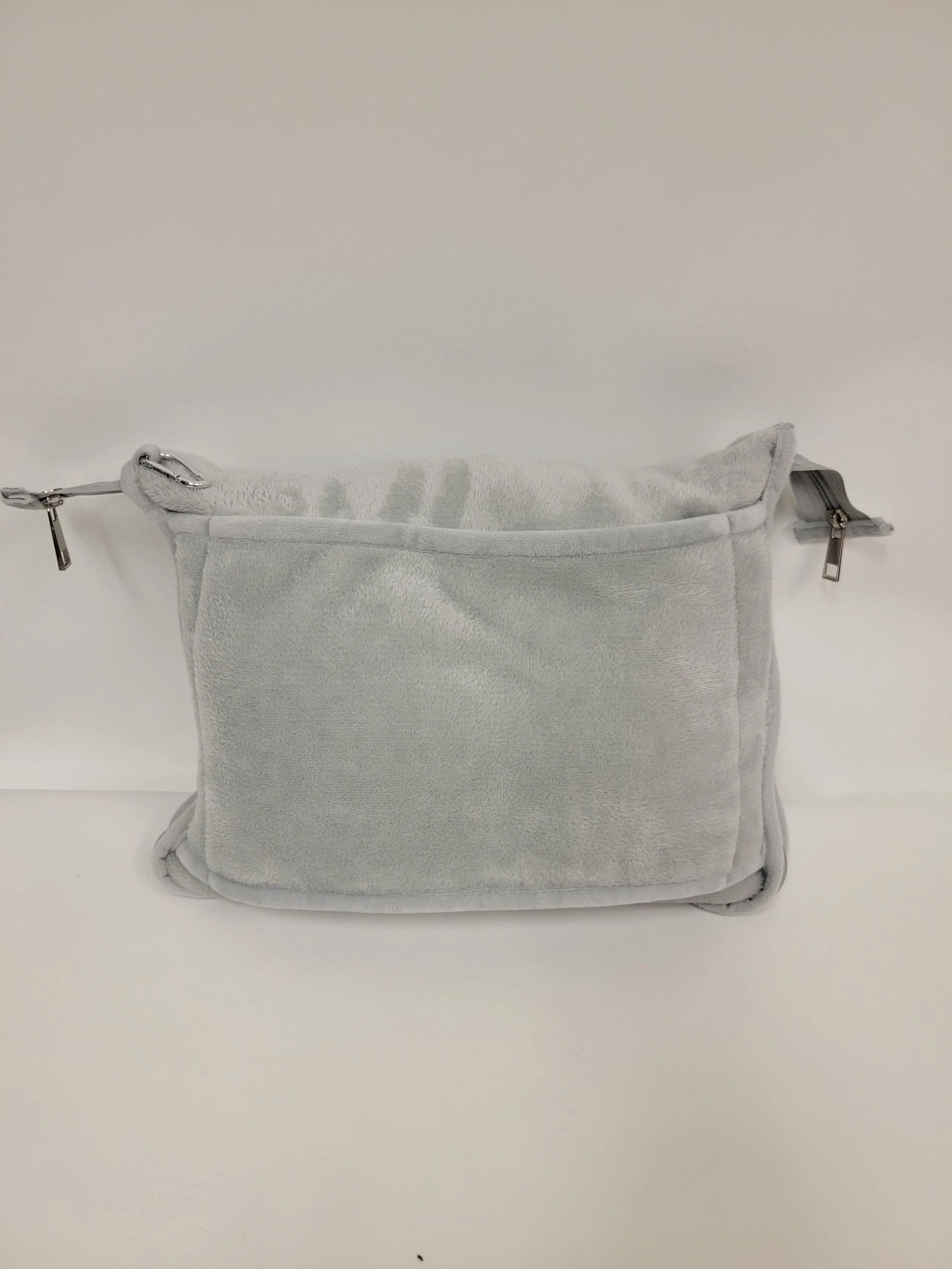 Pochette avec couverture grise polar