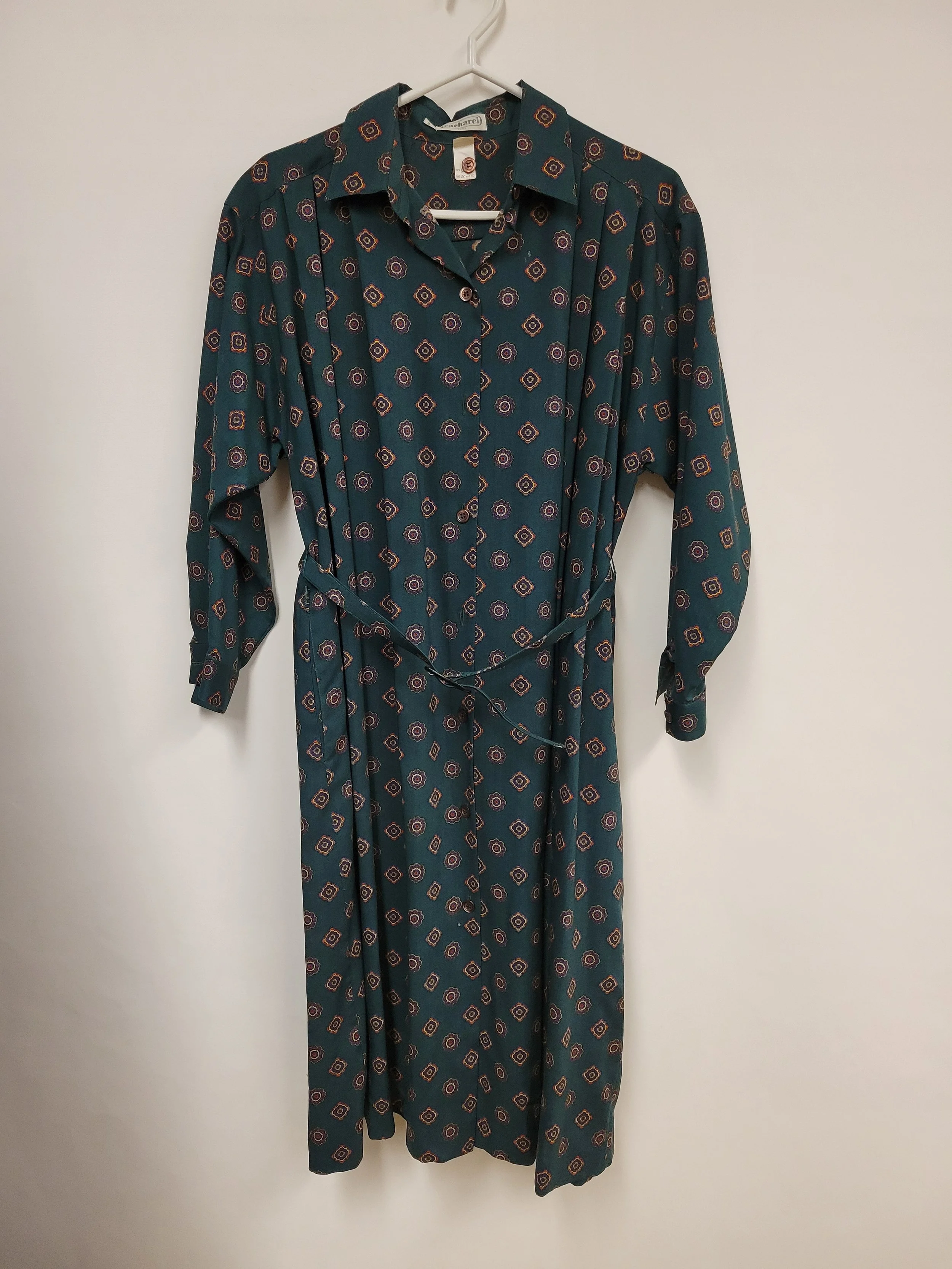Robe en lainage fin, vert forêt motif rosaces, Cacharel, taille 8 (M)