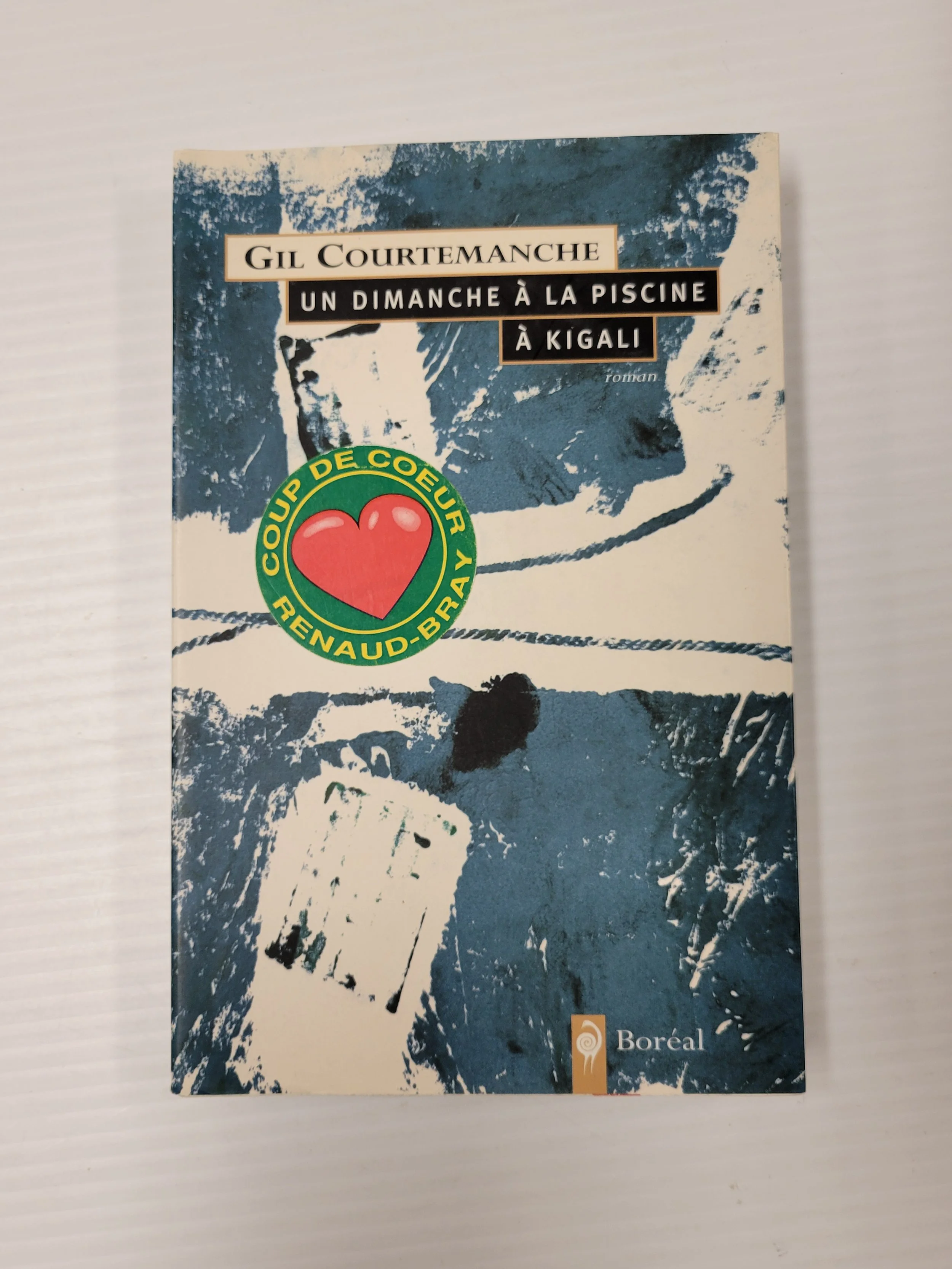 Un dimanche à la piscine à kigali, Gil courtemanche