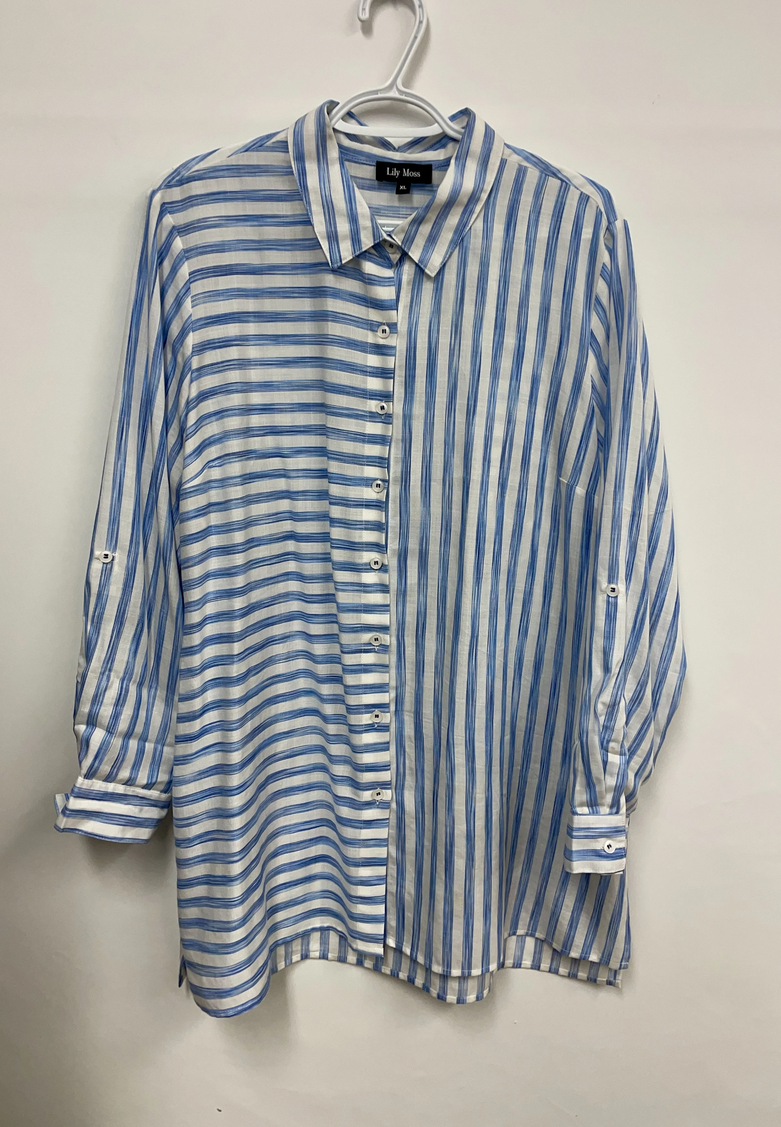 Chemisier rayé bleu et blanc, LILY MOSS, 100% tencel, taille XL.