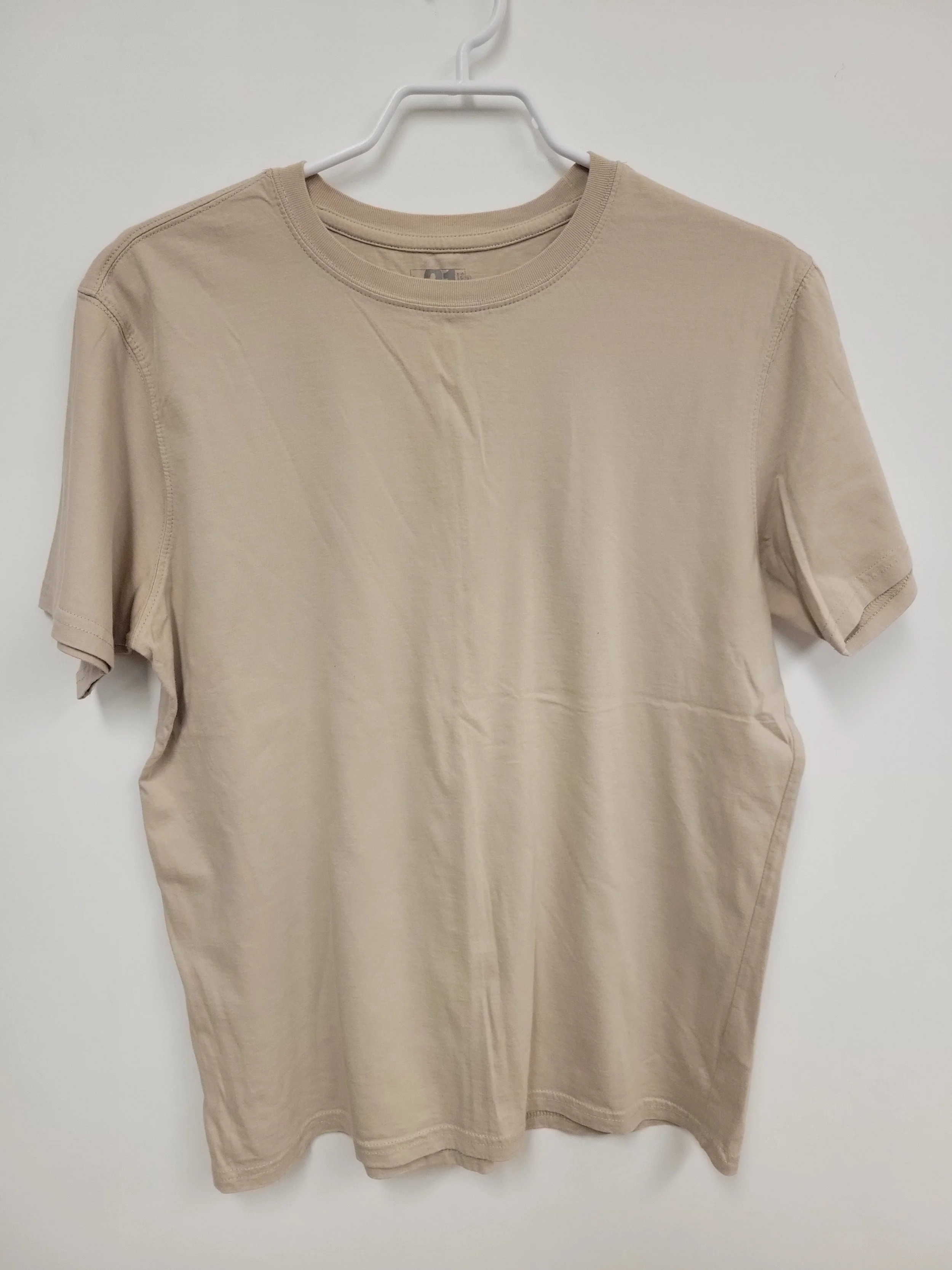 t-shirt beige, le 31, M